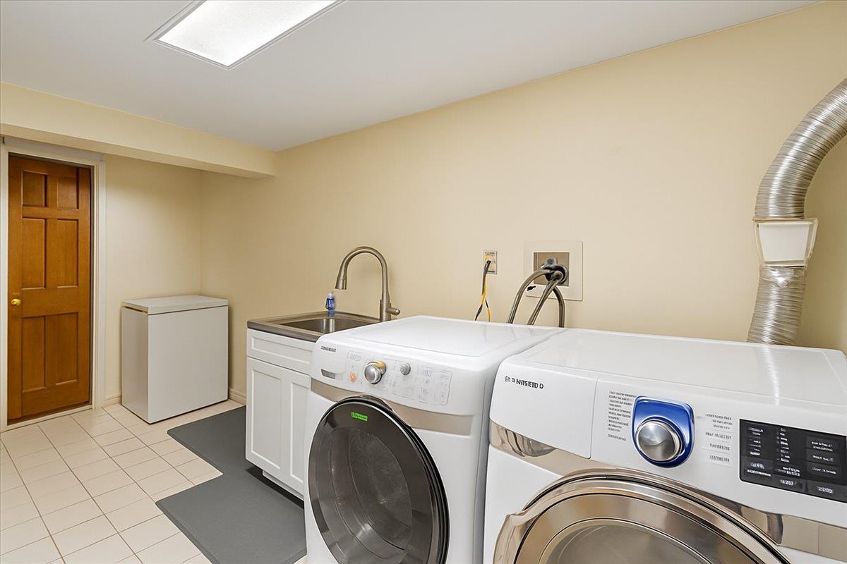 Single Family 169th  Queens, NY 11432, MLS-881767-32