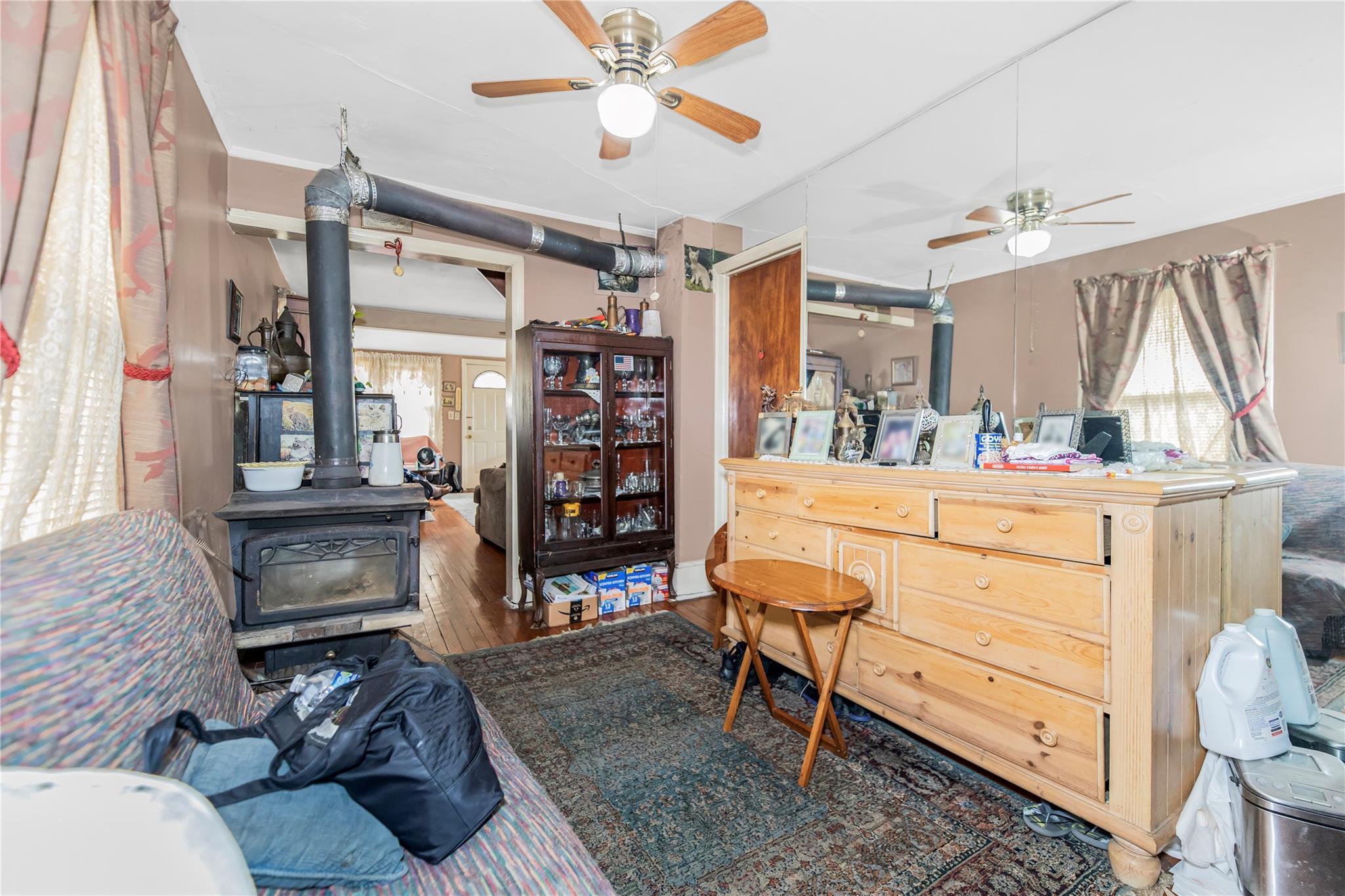 Single Family Hawkins  Bronx, NY 10464, MLS-881773-16