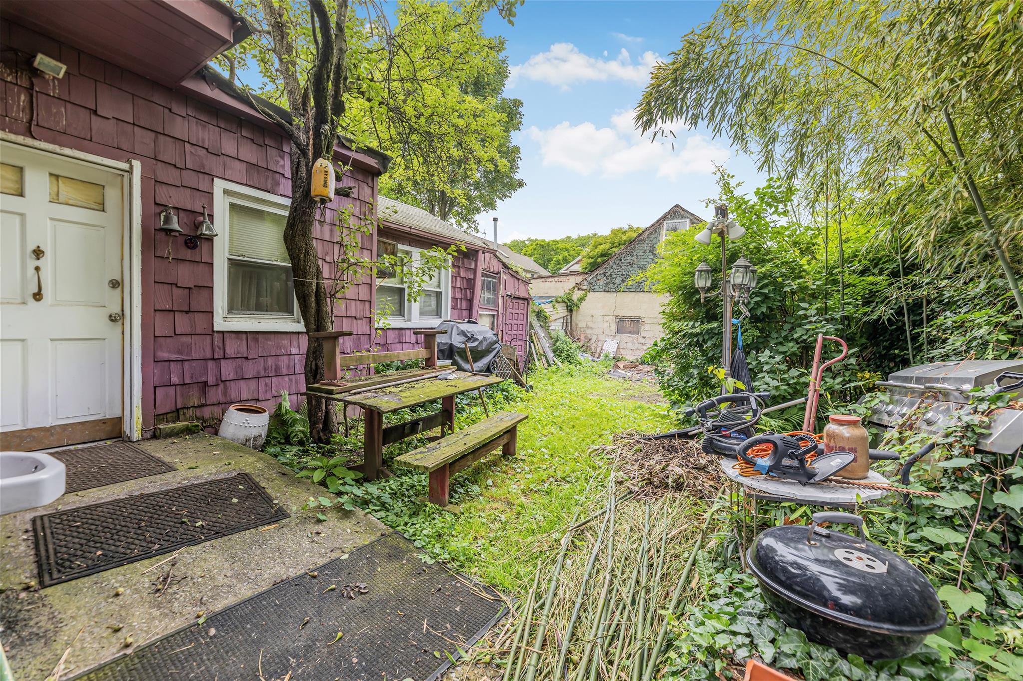 Single Family Hawkins  Bronx, NY 10464, MLS-881773-24