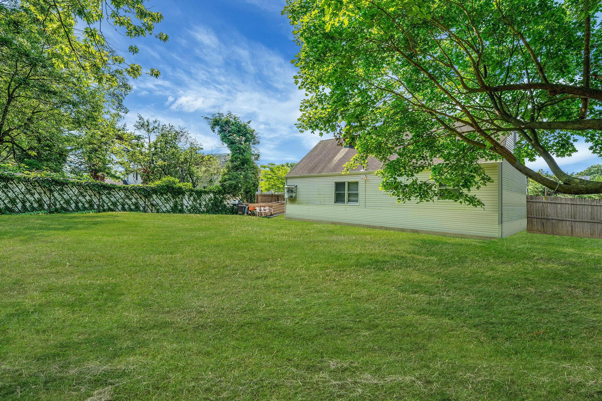 Single Family Lakeland  Suffolk County, NY 11706, MLS-881788-18