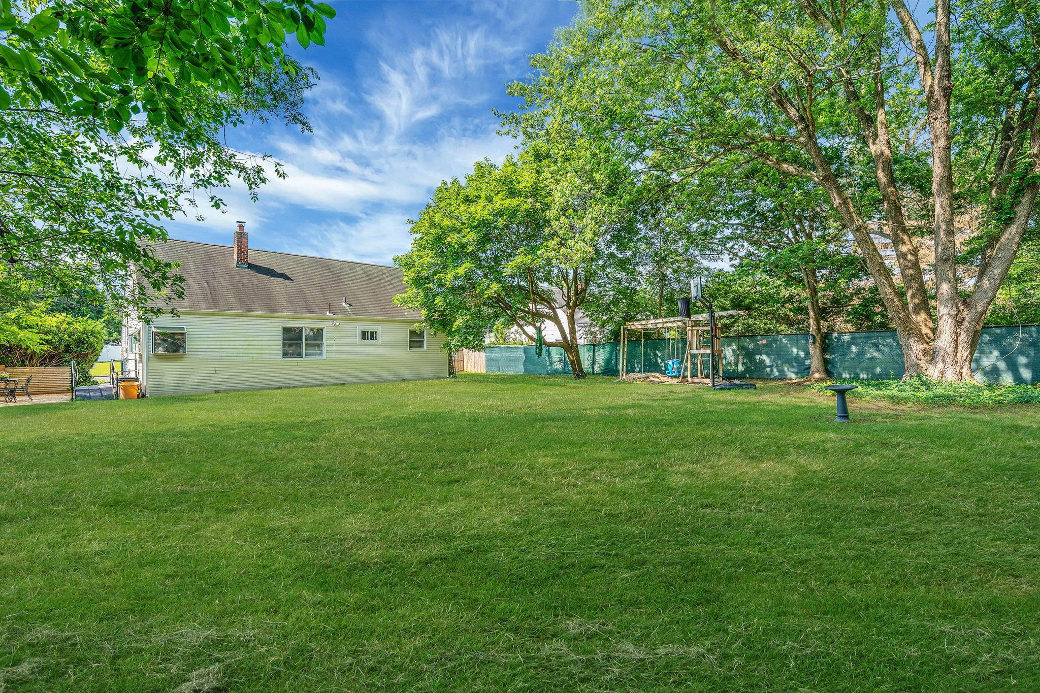 Single Family Lakeland  Suffolk County, NY 11706, MLS-881788-19