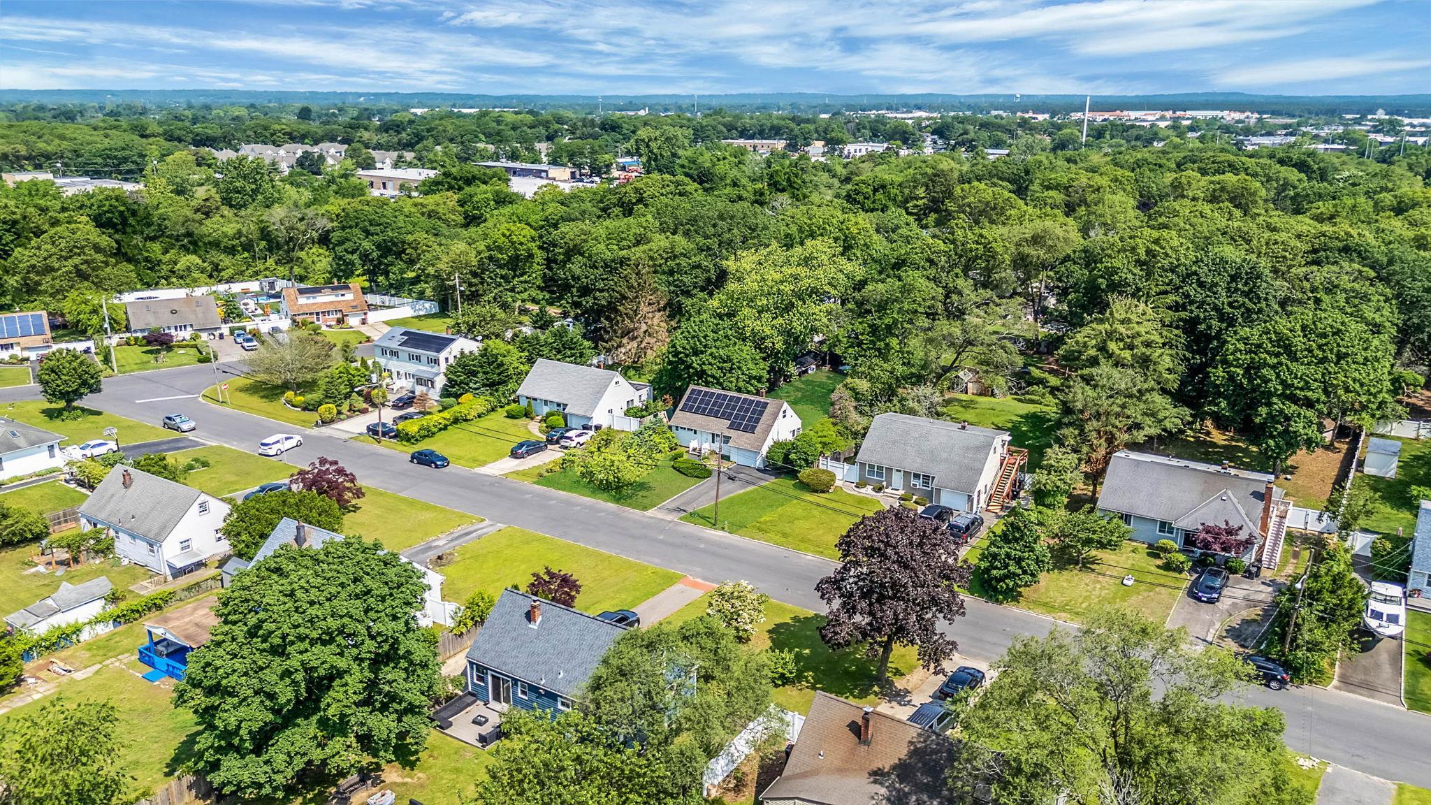 Single Family Lakeland  Suffolk County, NY 11706, MLS-881788-5