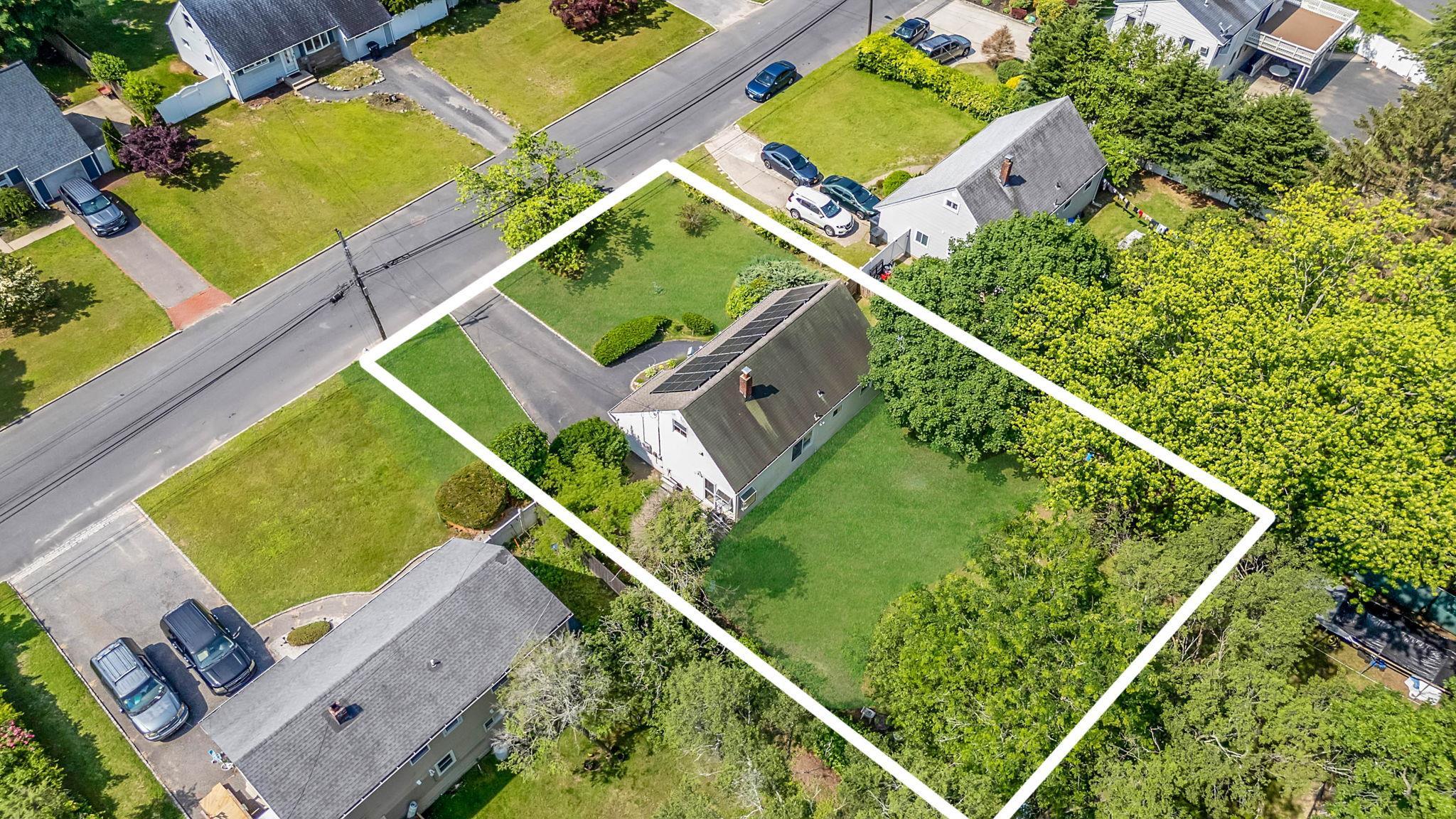 Single Family Lakeland  Suffolk County, NY 11706, MLS-881788-8