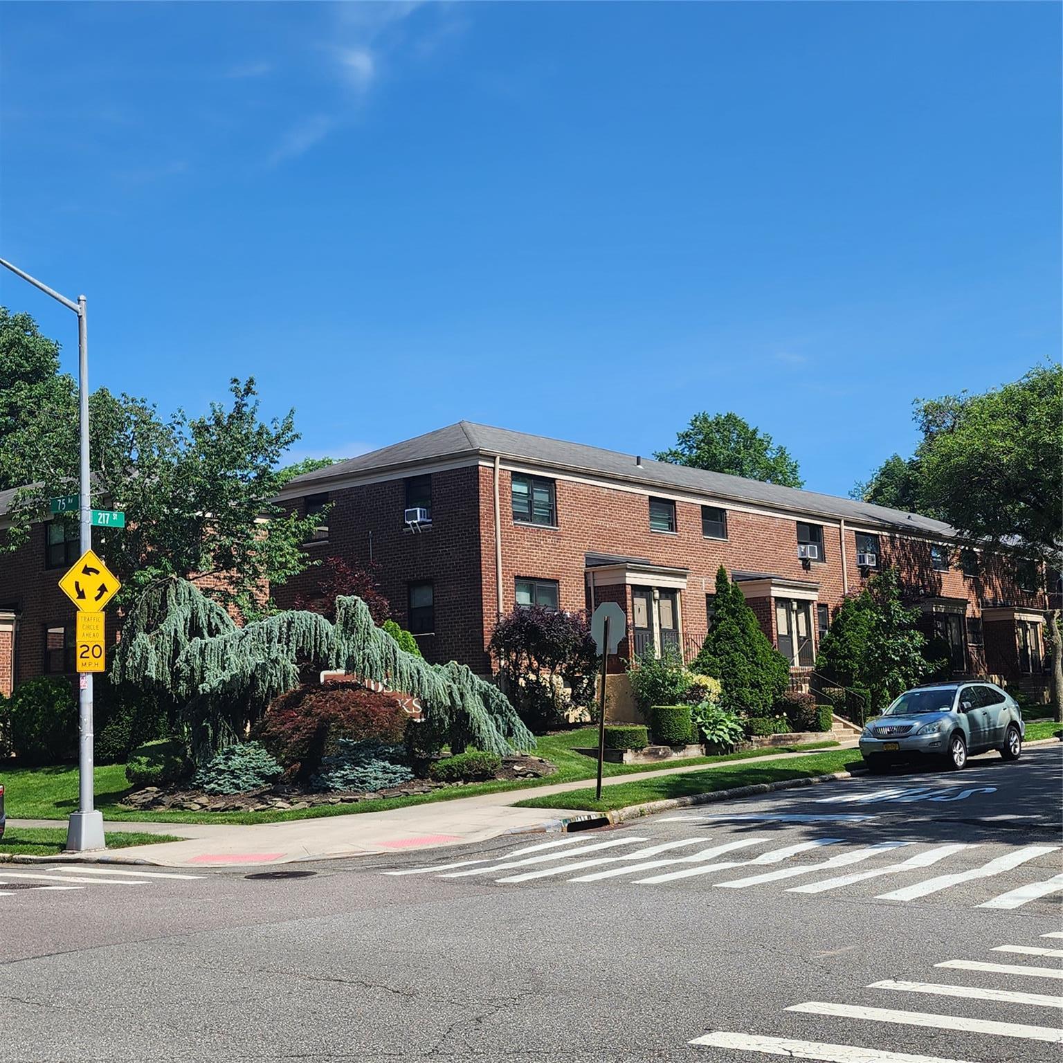 Coop in New York - 217th Street  Queens, NY 11364