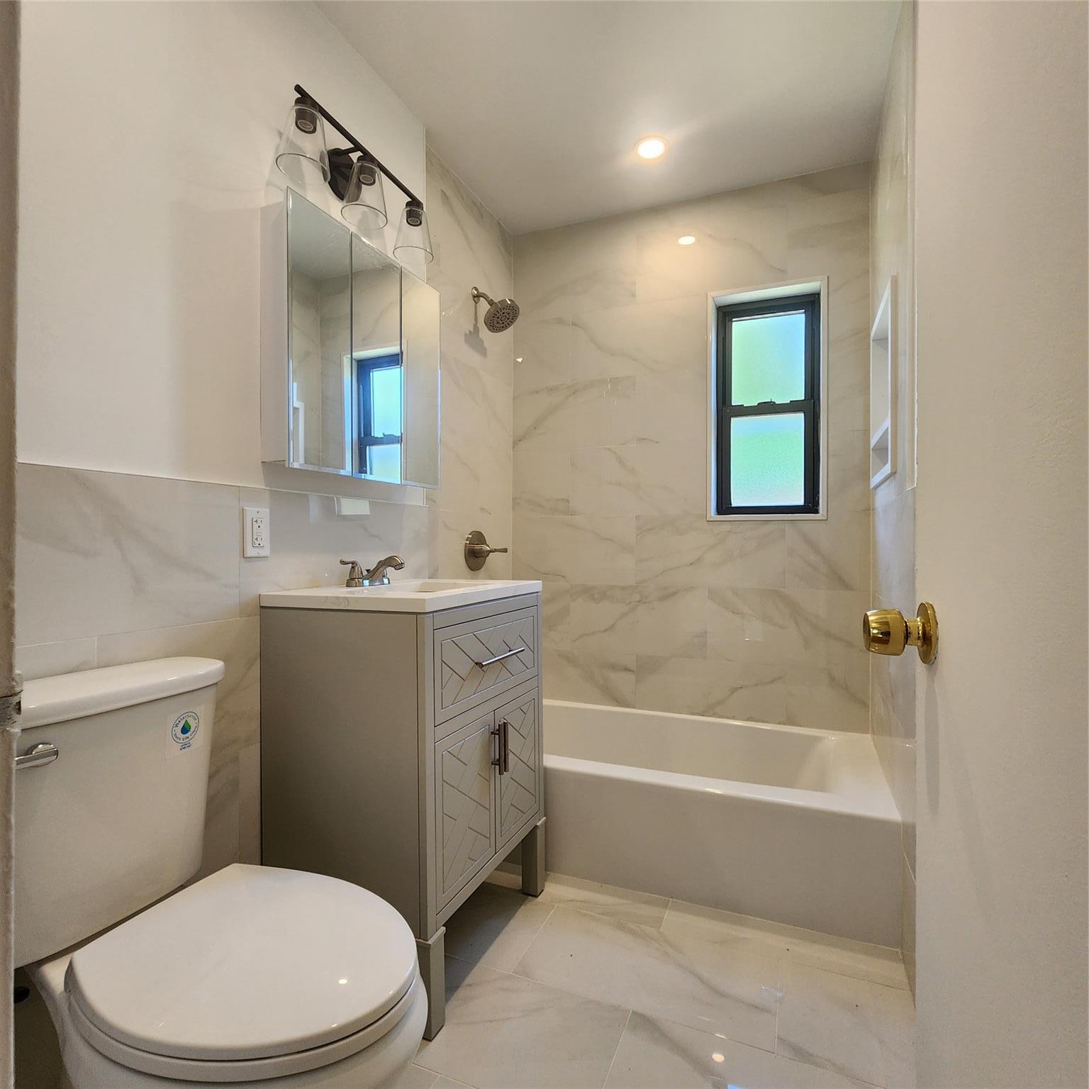 Coop 217th Street  Queens, NY 11364, MLS-881791-8