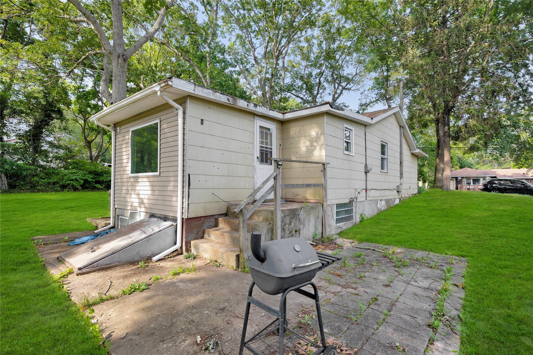 Single Family Avenue C  Suffolk County, NY 11779, MLS-881825-12