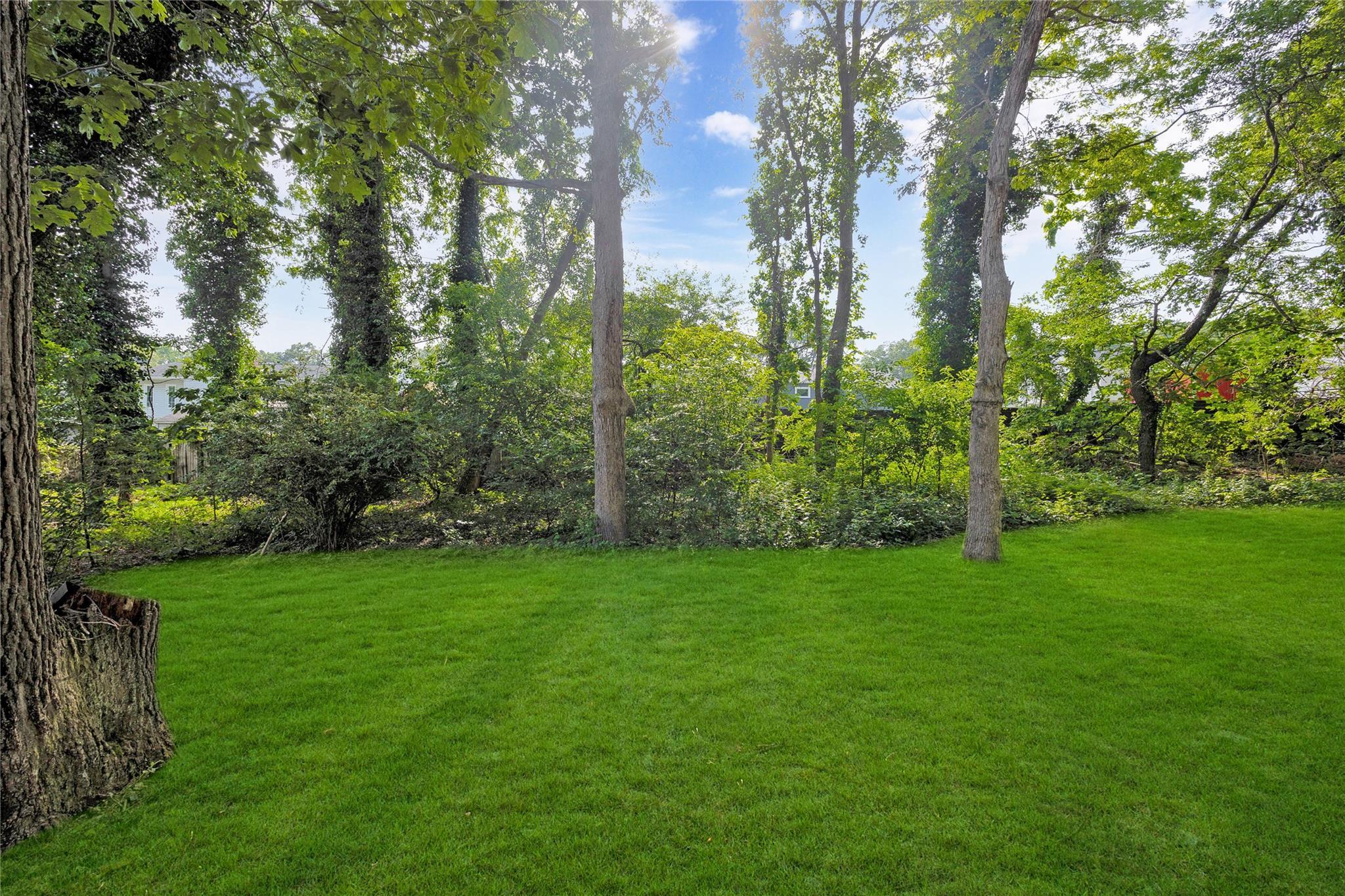 Single Family Avenue C  Suffolk County, NY 11779, MLS-881825-14