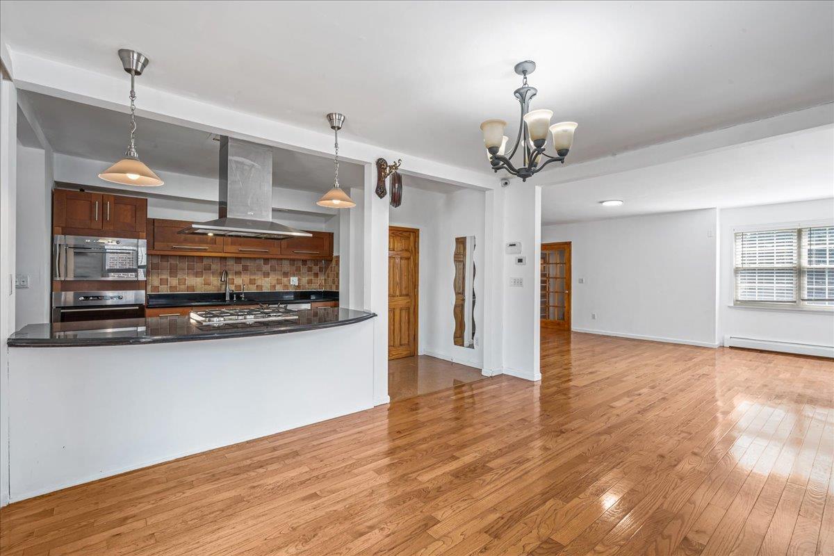 Single Family 161st  Queens, NY 11358, MLS-881847-11