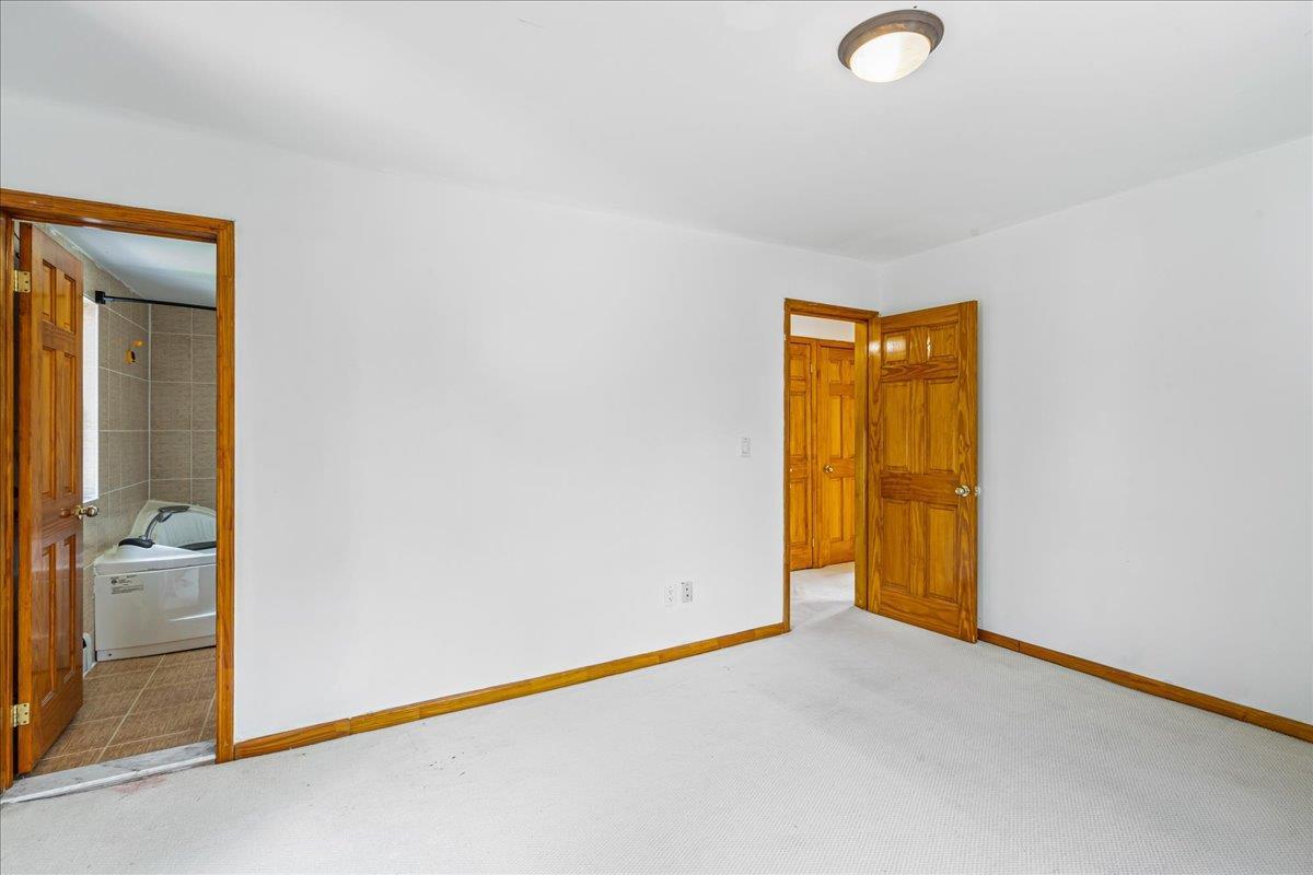 Single Family 161st  Queens, NY 11358, MLS-881847-24