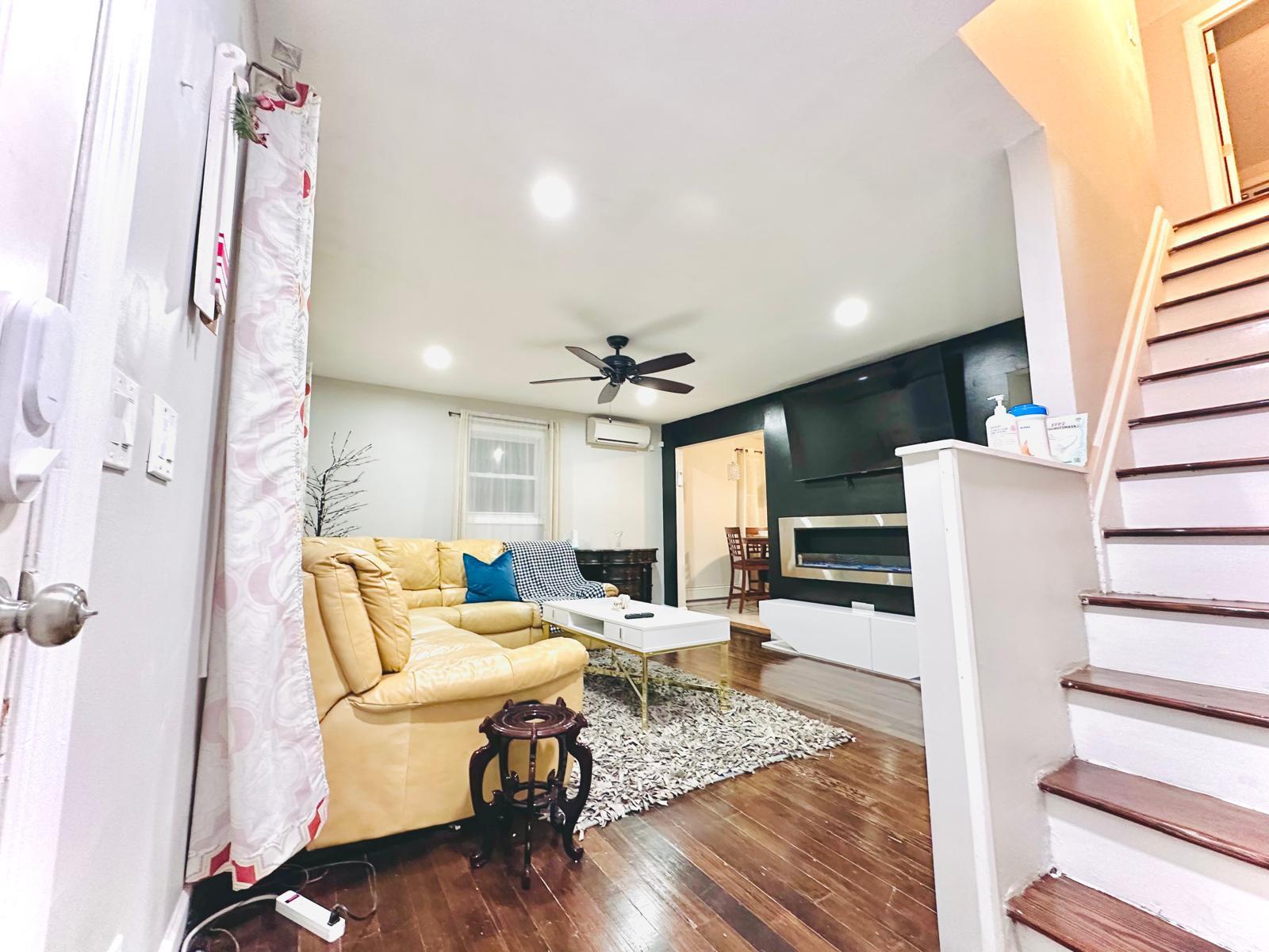 Single Family Pennwood  Suffolk County, NY 11951, MLS-881859-2
