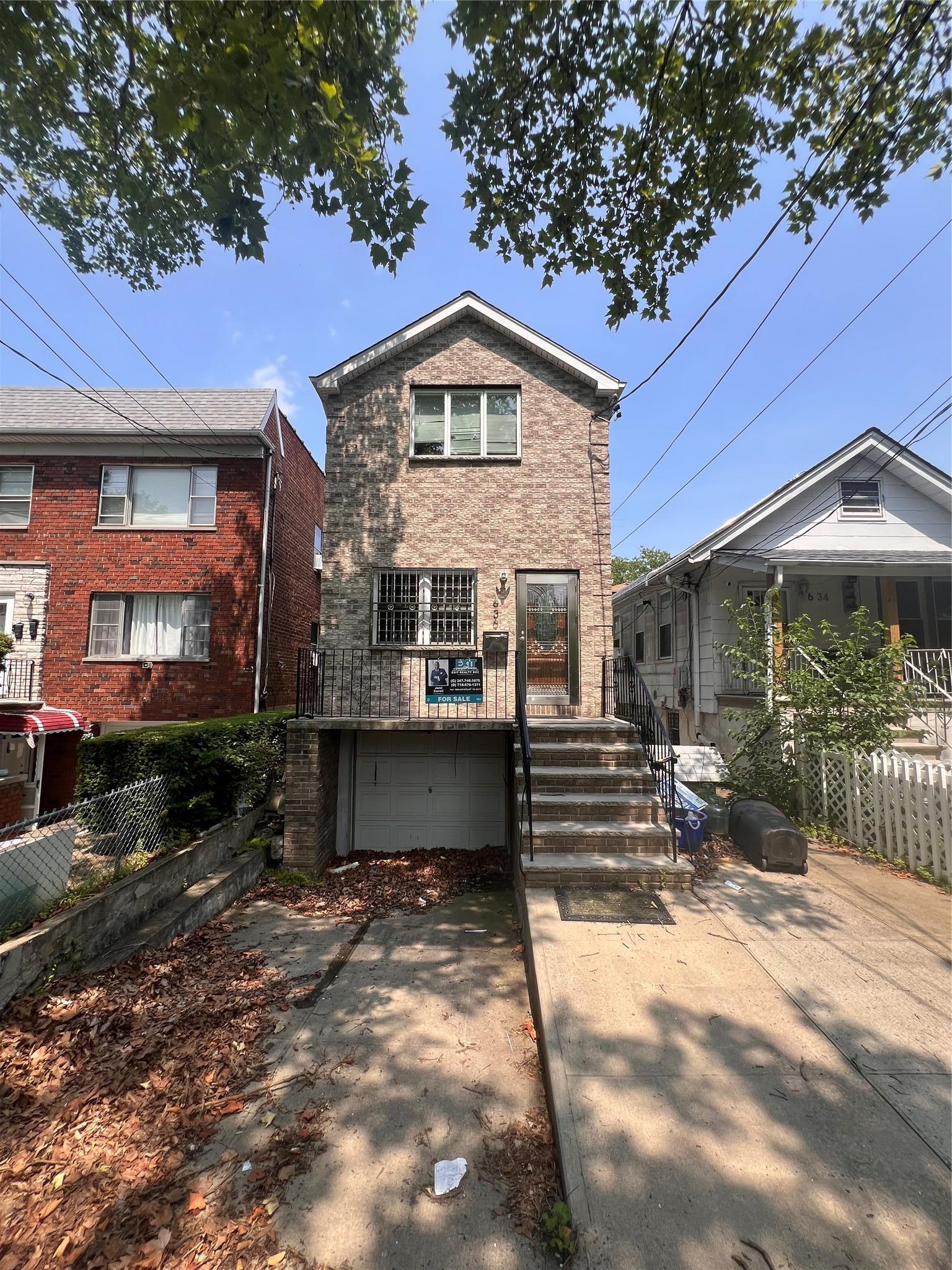 Single Family Throggs Neck  Bronx, NY 10465, MLS-881863-2