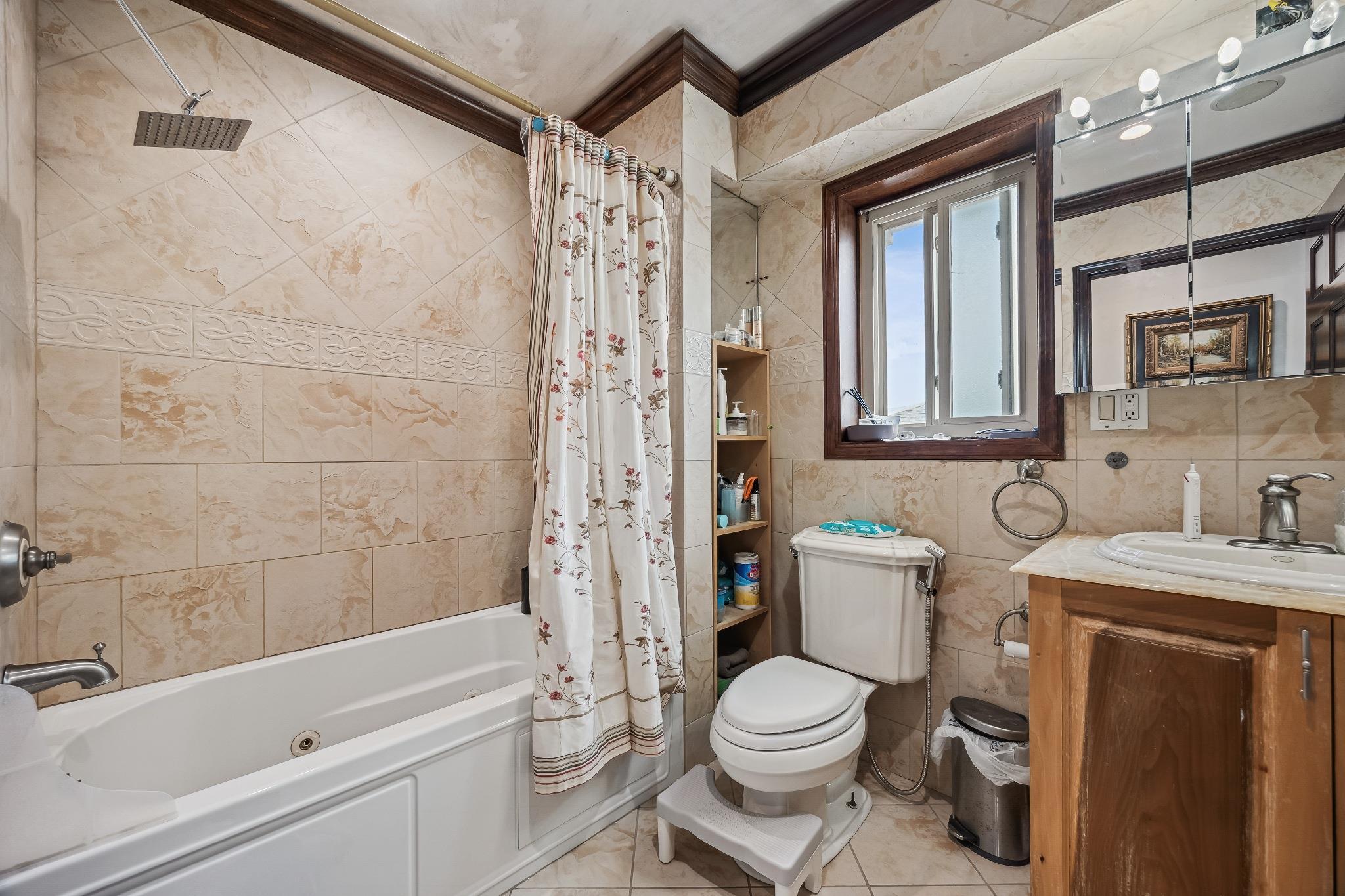 Single Family 220th  Queens, NY 11361, MLS-881868-23