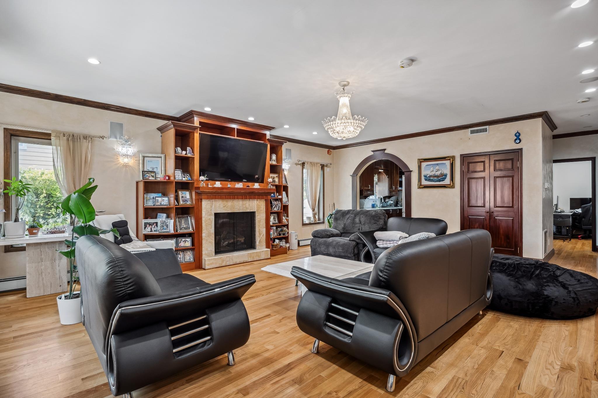 Single Family 220th  Queens, NY 11361, MLS-881868-6