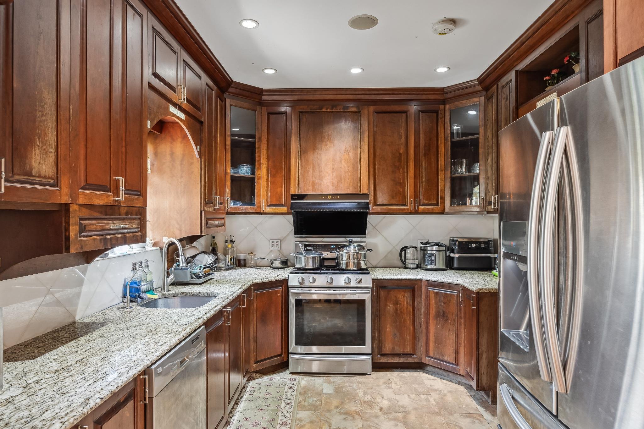 Single Family 220th  Queens, NY 11361, MLS-881868-8
