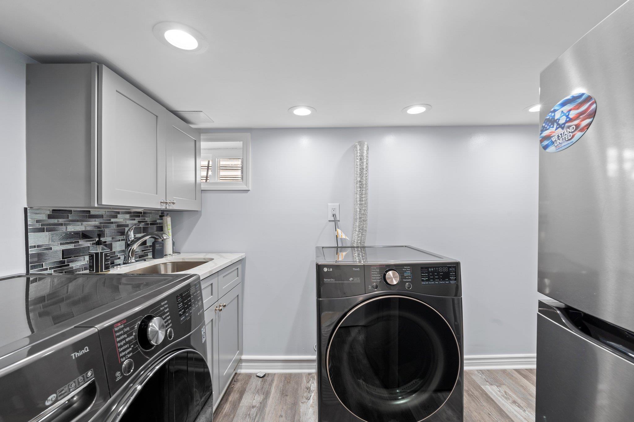 Single Family 166th  Queens, NY 11434, MLS-881928-23