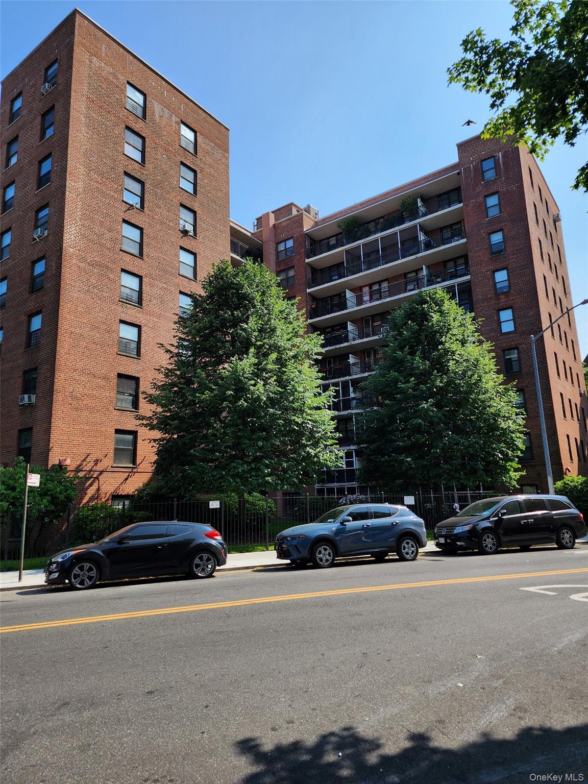 Coop 85  Queens, NY 11372, MLS-881938-10