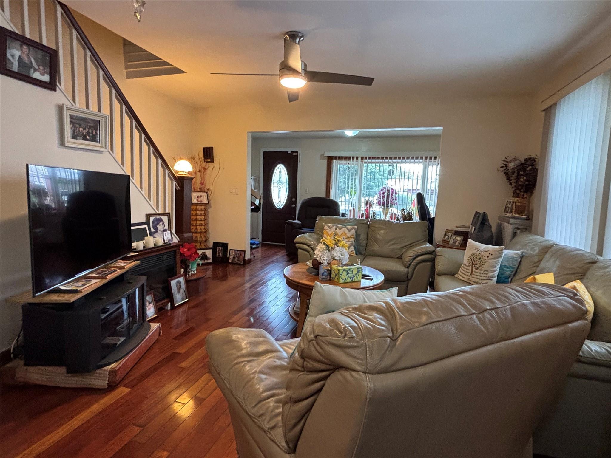 Single Family 216th  Queens, NY 11429, MLS-881939-11