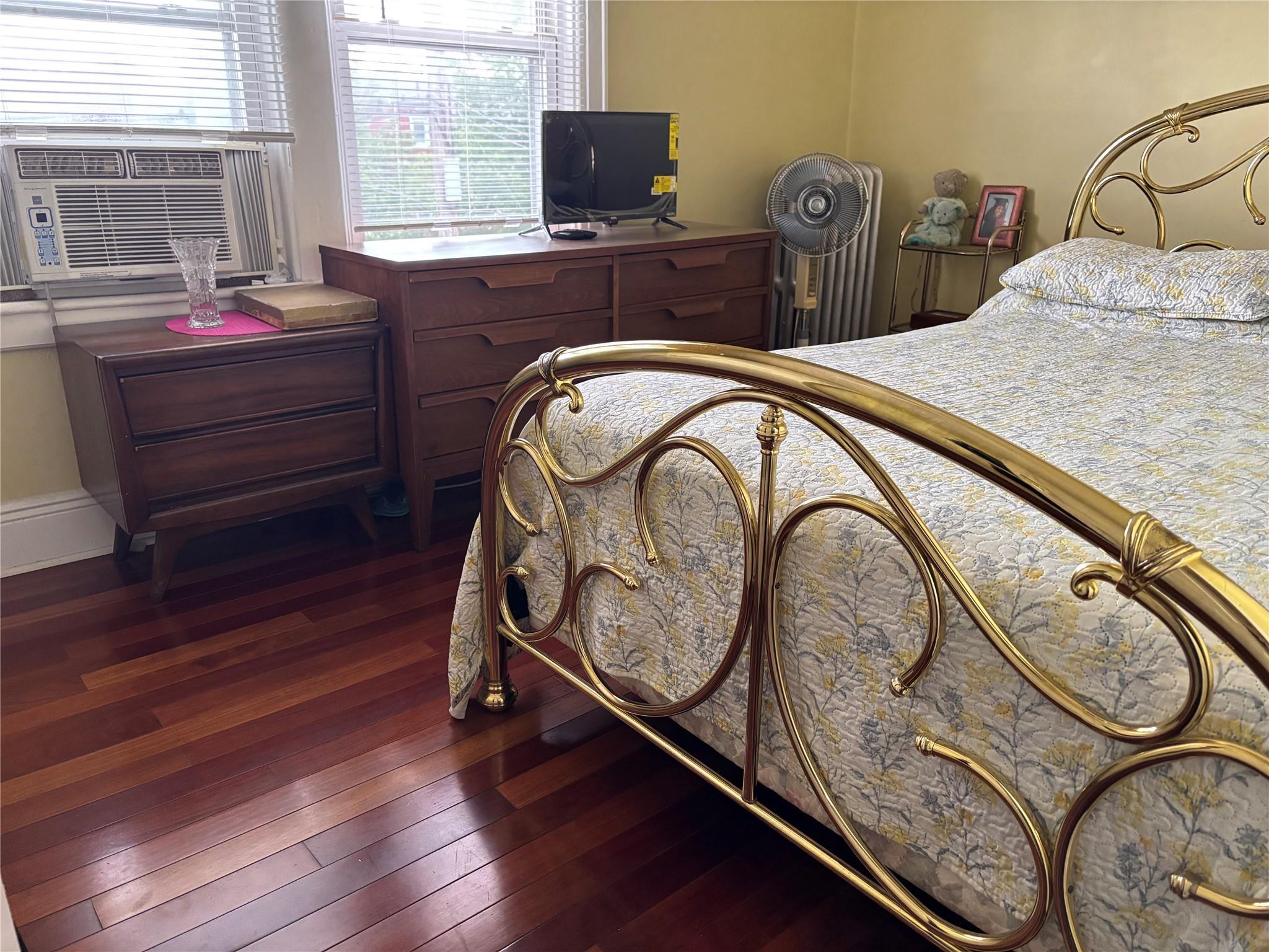 Single Family 216th  Queens, NY 11429, MLS-881939-18