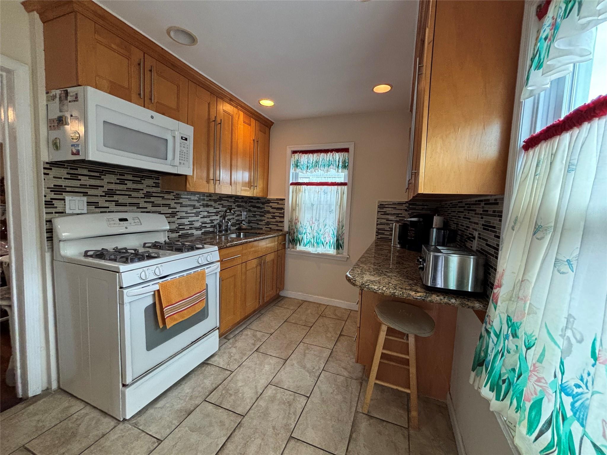 Single Family 216th  Queens, NY 11429, MLS-881939-21
