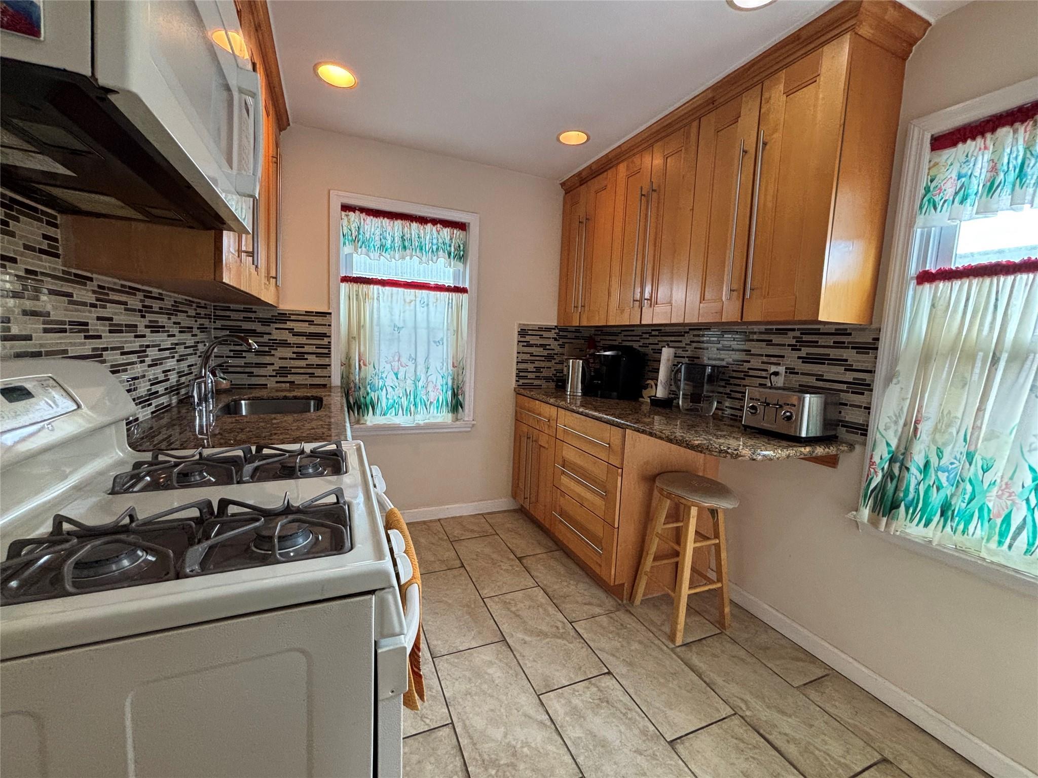 Single Family 216th  Queens, NY 11429, MLS-881939-22
