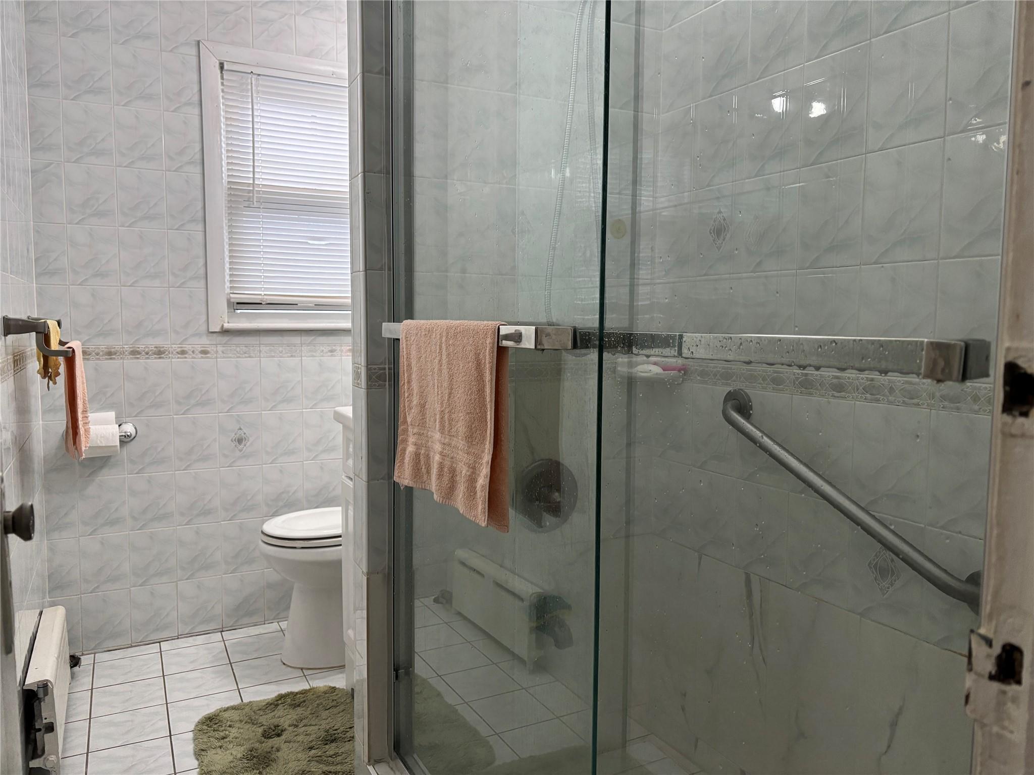 Single Family 216th  Queens, NY 11429, MLS-881939-25
