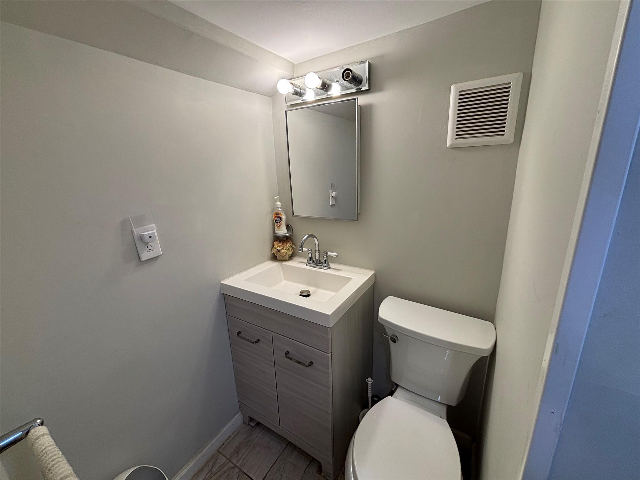 Single Family 216th  Queens, NY 11429, MLS-881939-34