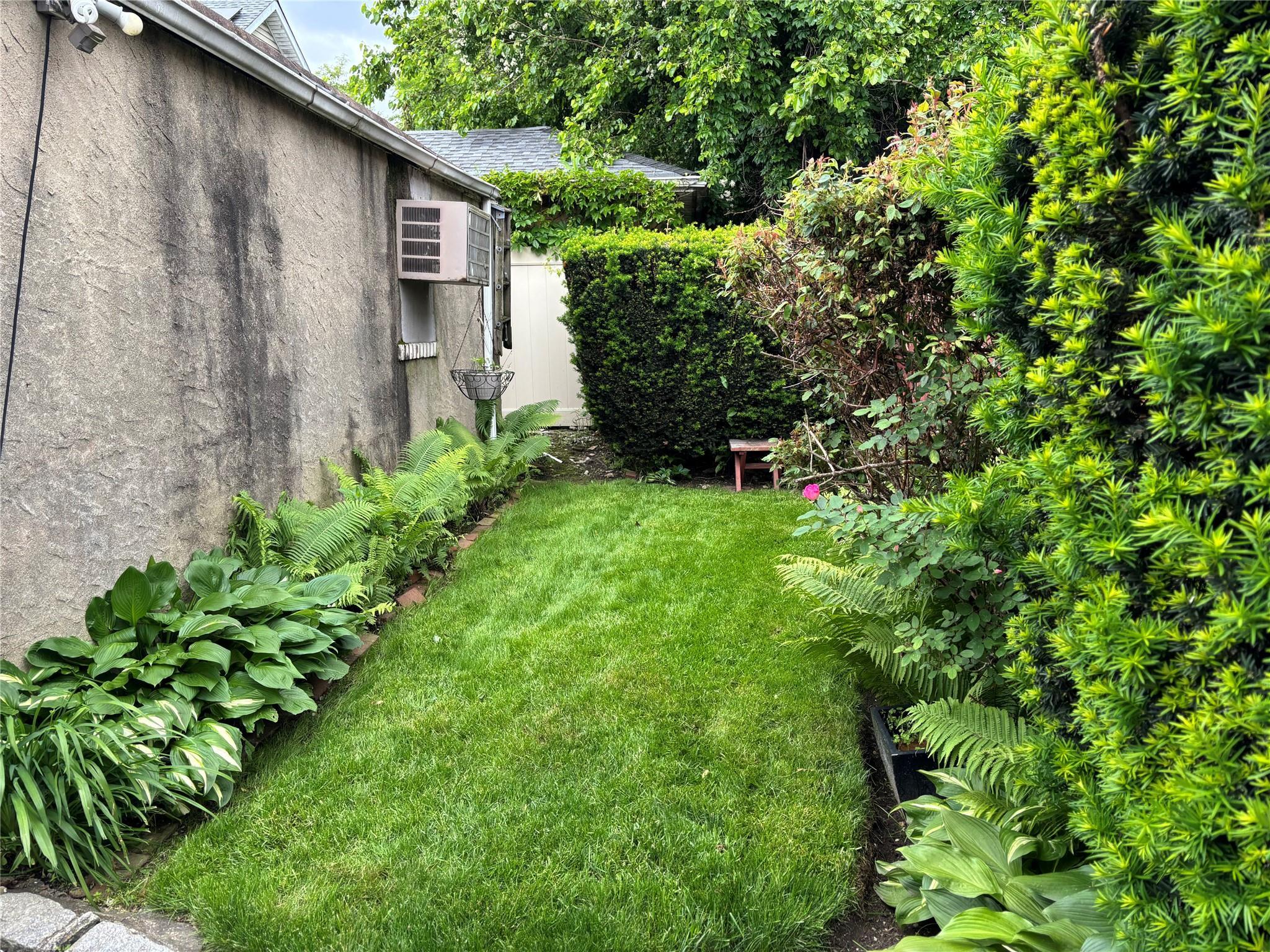 Single Family 216th  Queens, NY 11429, MLS-881939-48