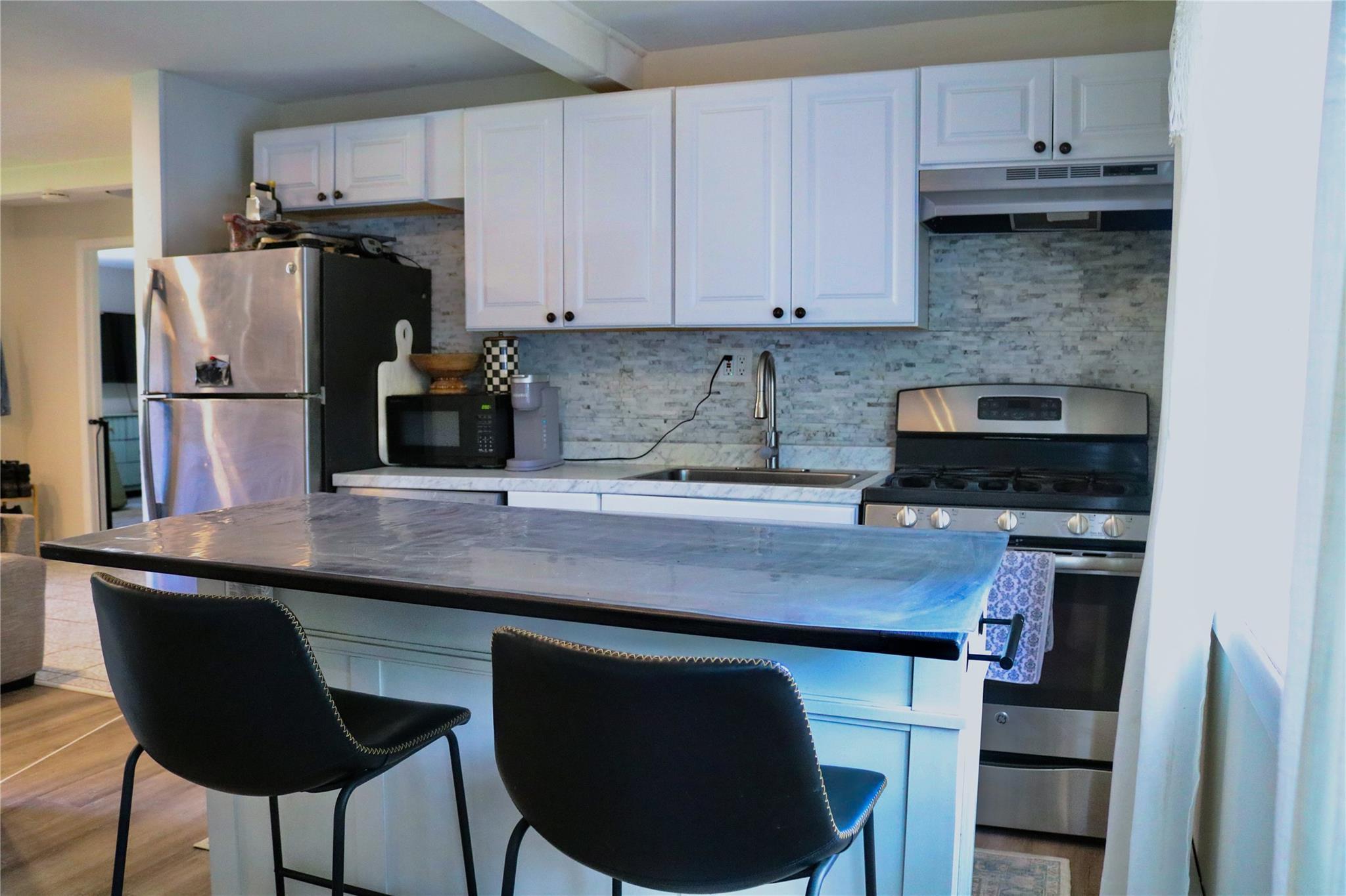 Single Family Diana  Suffolk County, NY 11778, MLS-881943-2