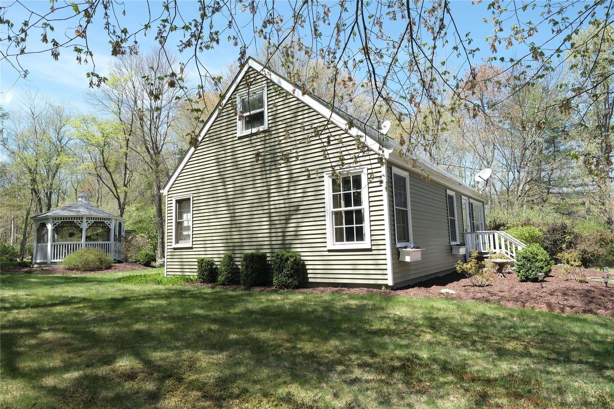 Single Family Lakeside  Dutchess County, NY 12572, MLS-881965-4