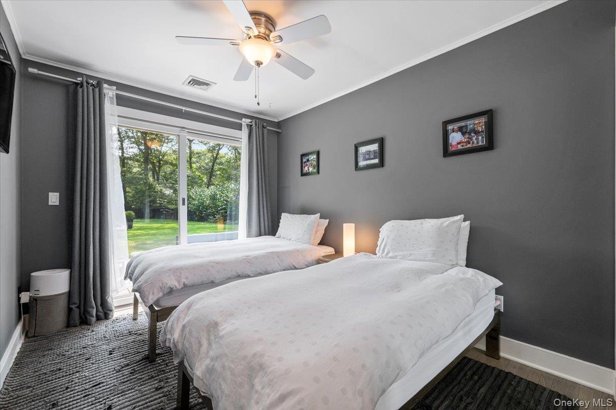 Single Family Hands Creek Suffolk County, NY 11937, MLS-881973-17