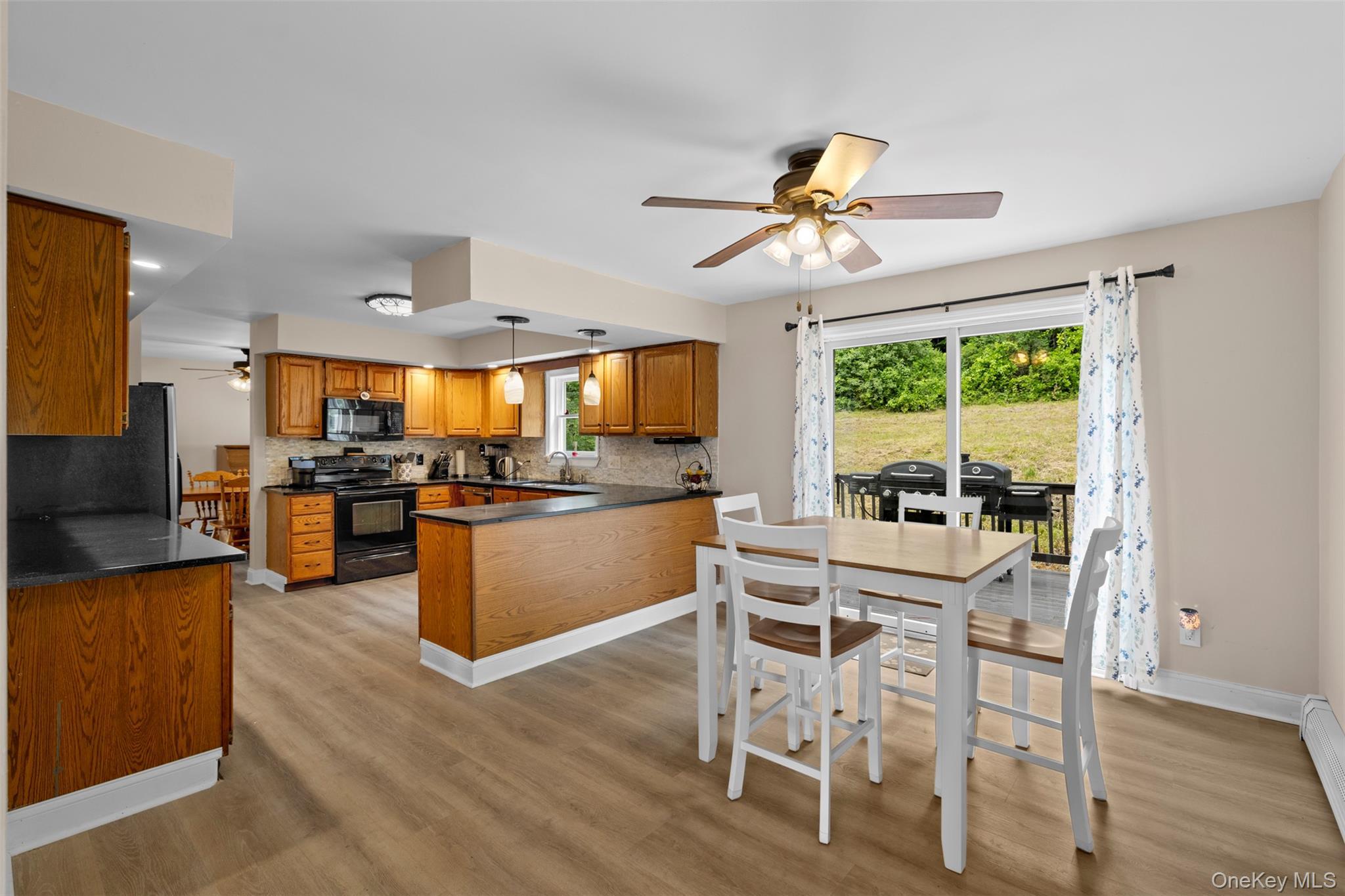 Single Family Floyd Ackert  Ulster County, NY 12561, MLS-881975-16