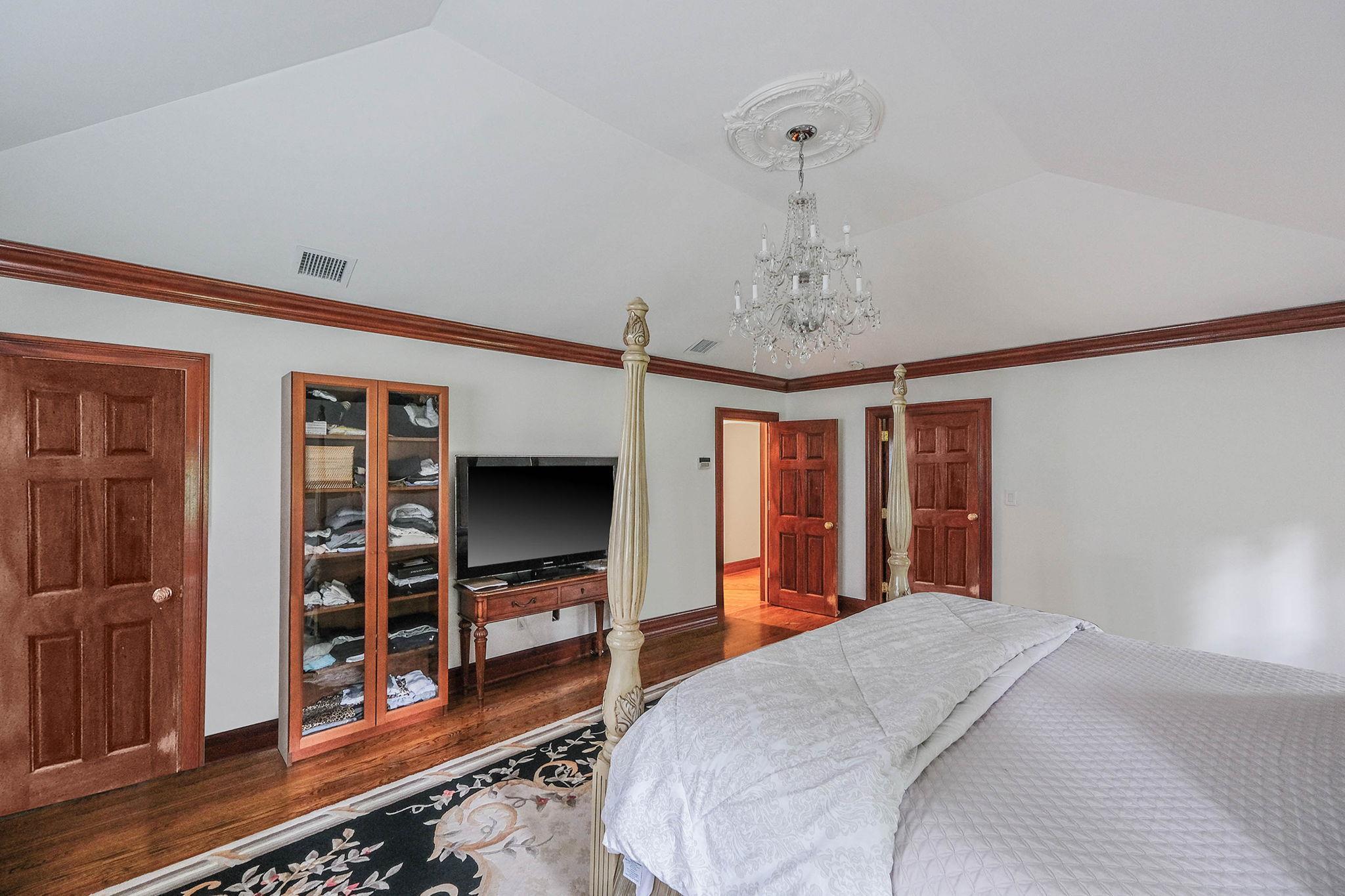 Single Family Chicken Valley  Nassau County, NY 11545, MLS-881977-13