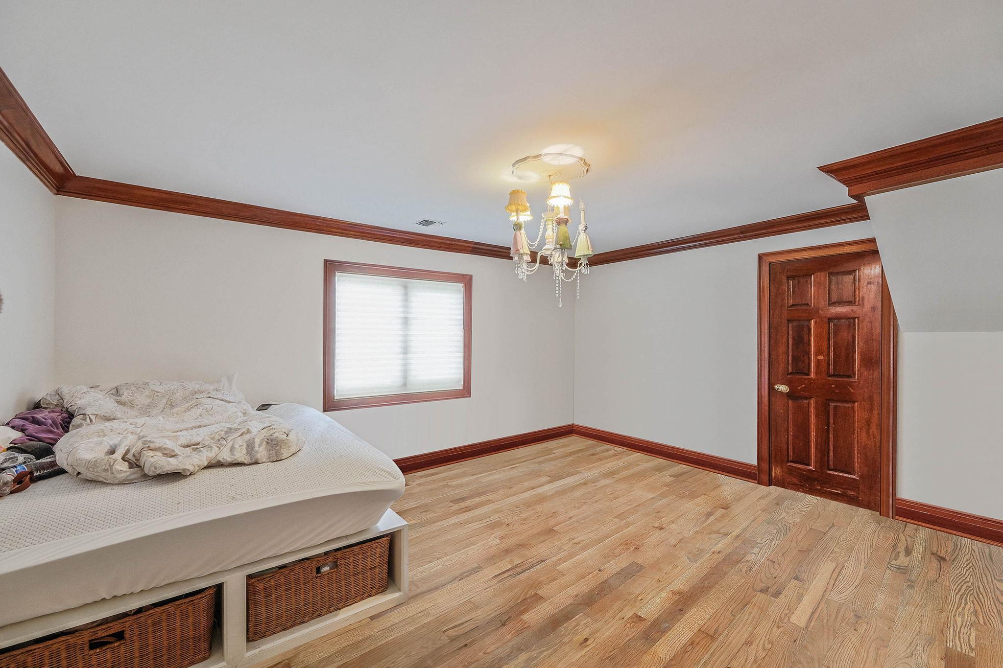 Single Family Chicken Valley  Nassau County, NY 11545, MLS-881977-15