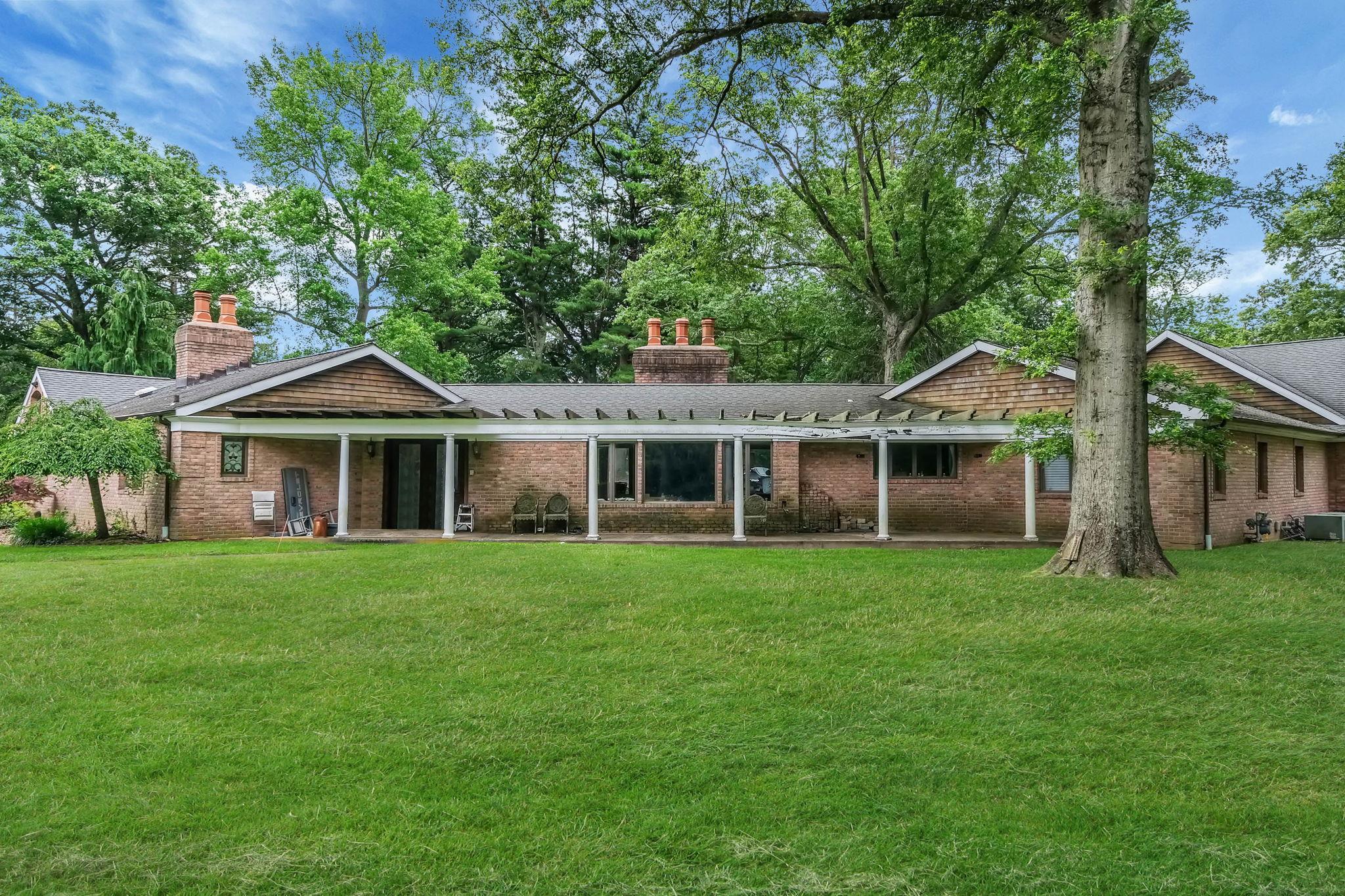 Single Family Chicken Valley  Nassau County, NY 11545, MLS-881977-2