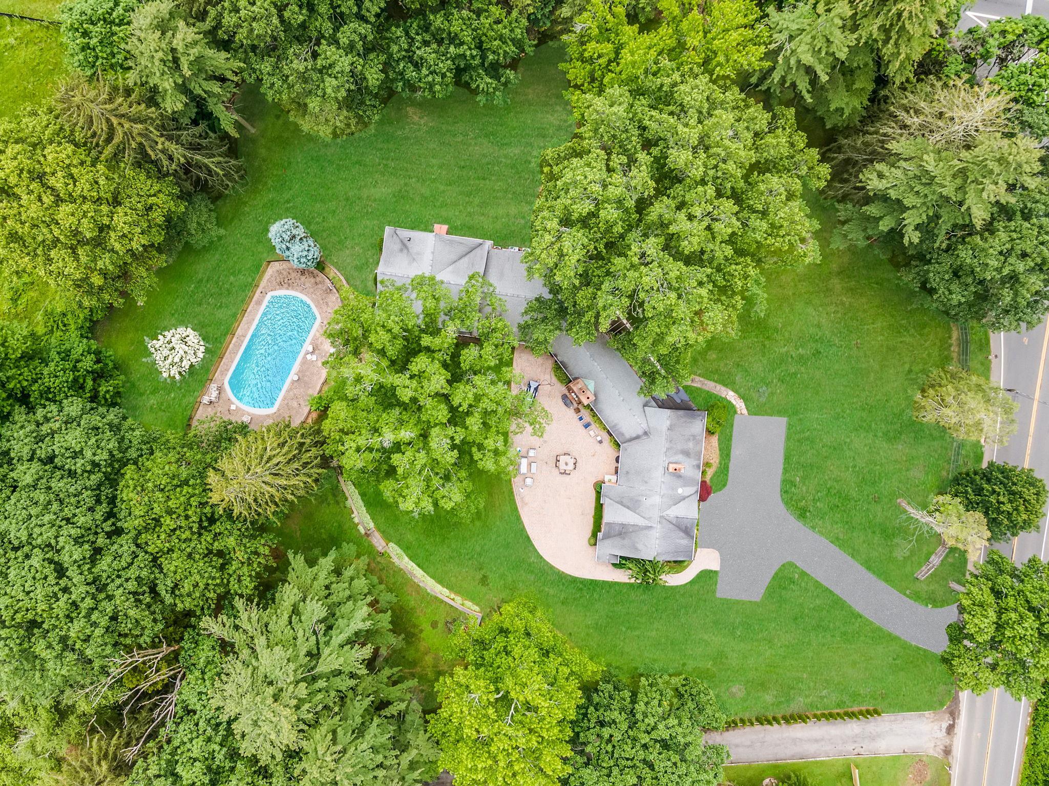 Single Family Chicken Valley  Nassau County, NY 11545, MLS-881977-4