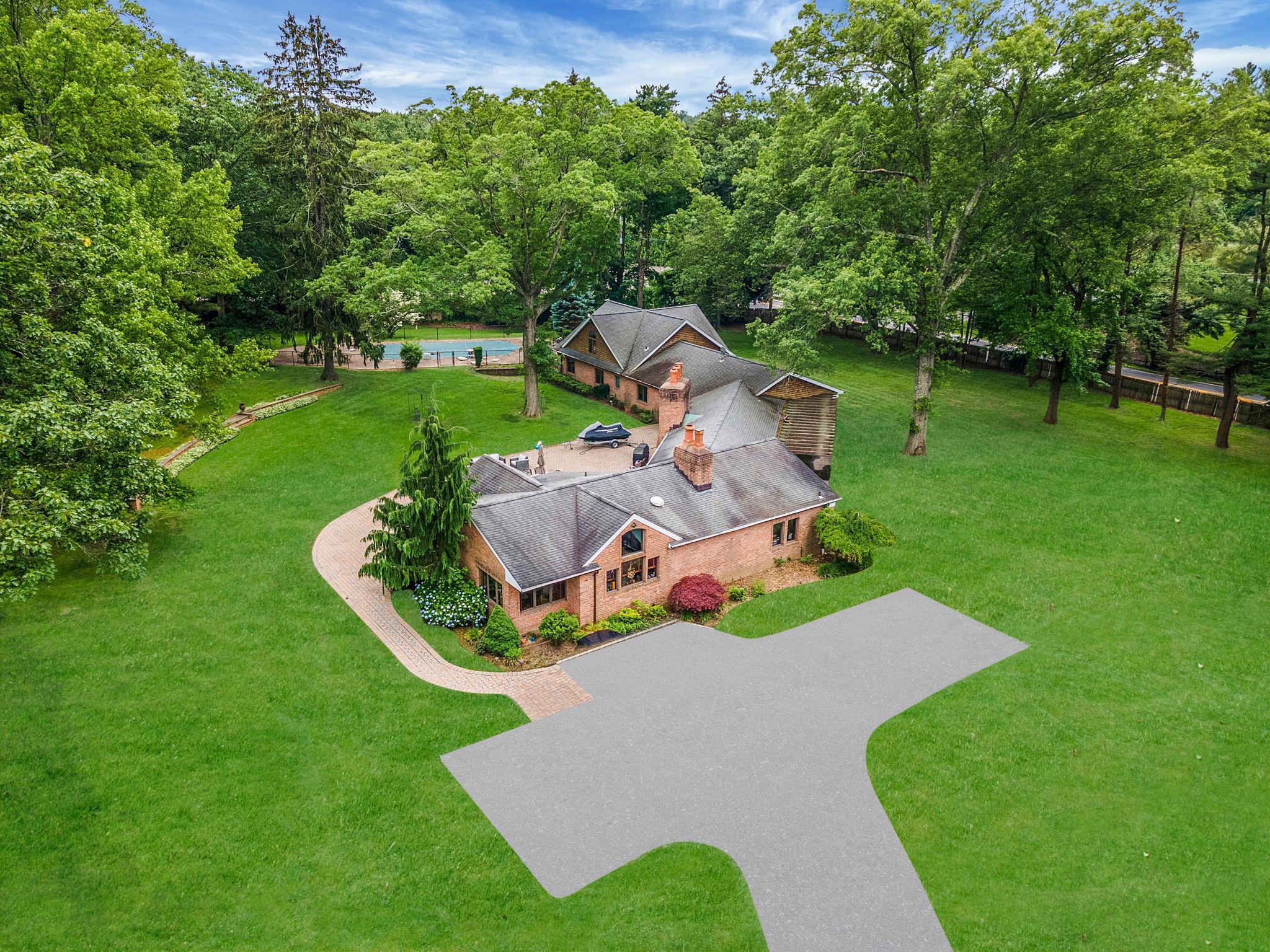 Single Family Chicken Valley  Nassau County, NY 11545, MLS-881977-5