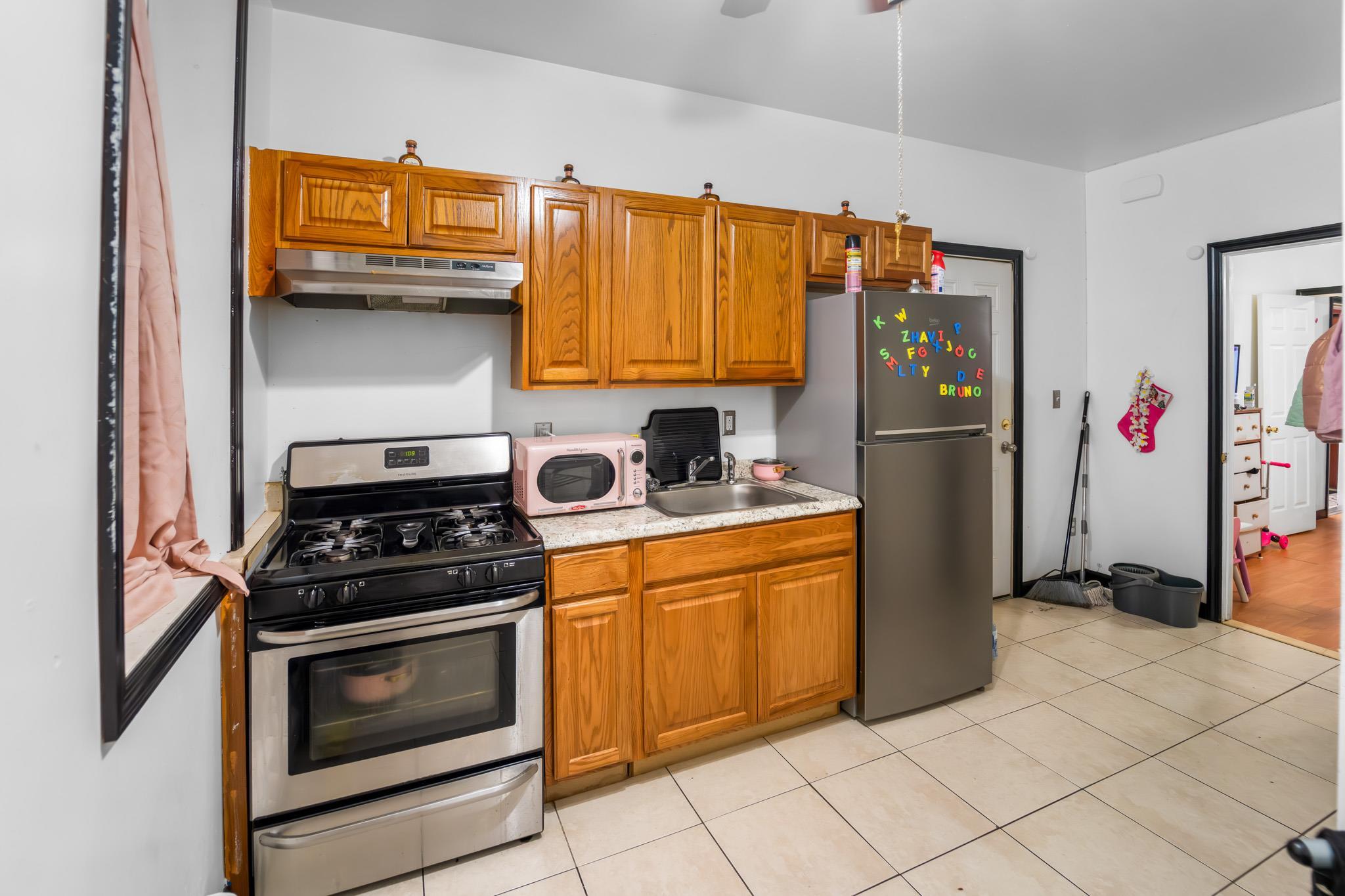 Single Family Atlantic Brooklyn, NY 11233, MLS-881985-15