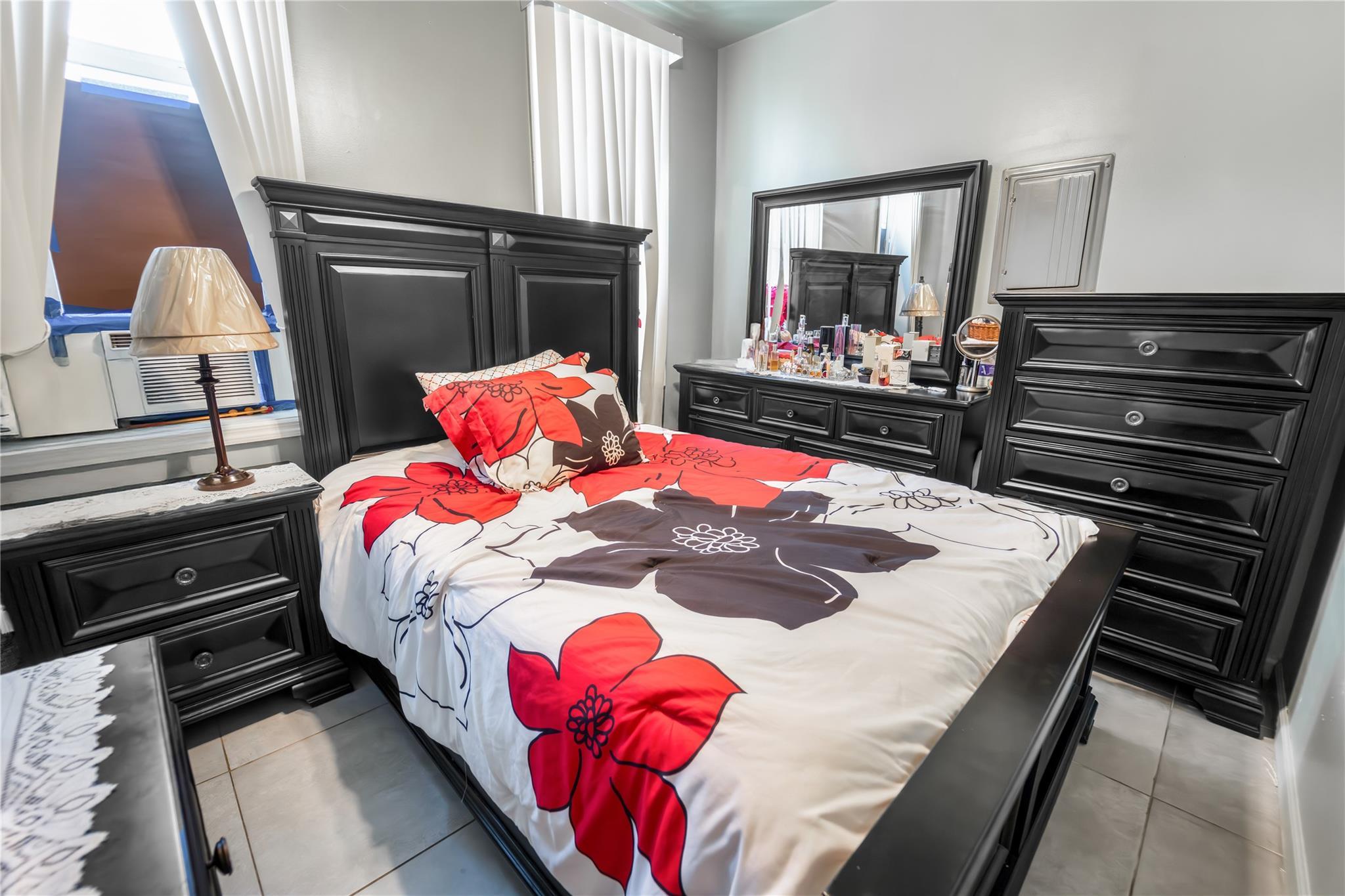 Single Family Atlantic Brooklyn, NY 11233, MLS-881985-26