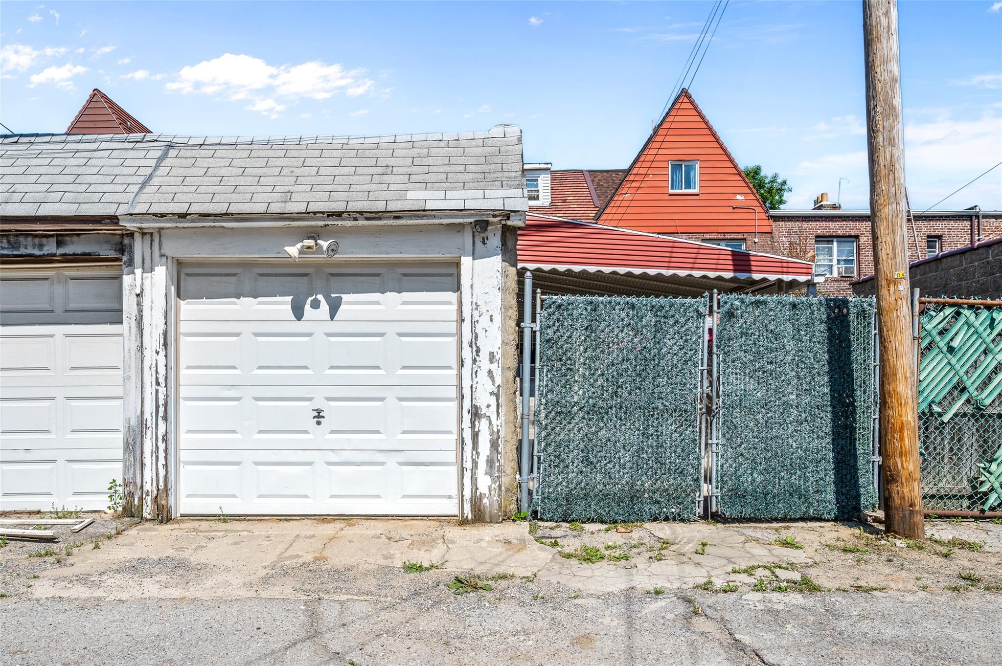 Single Family 231st  Queens, NY 11413, MLS-881988-15
