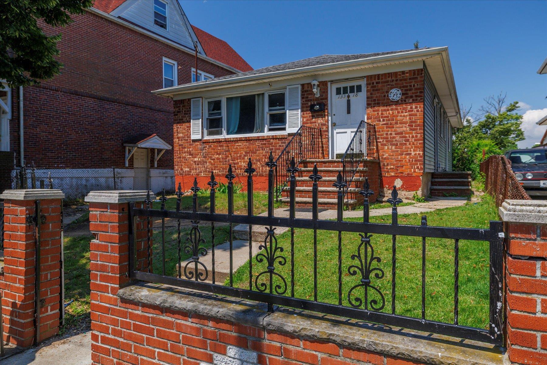 Single Family 233rd  Queens, NY 11422, MLS-882009-12
