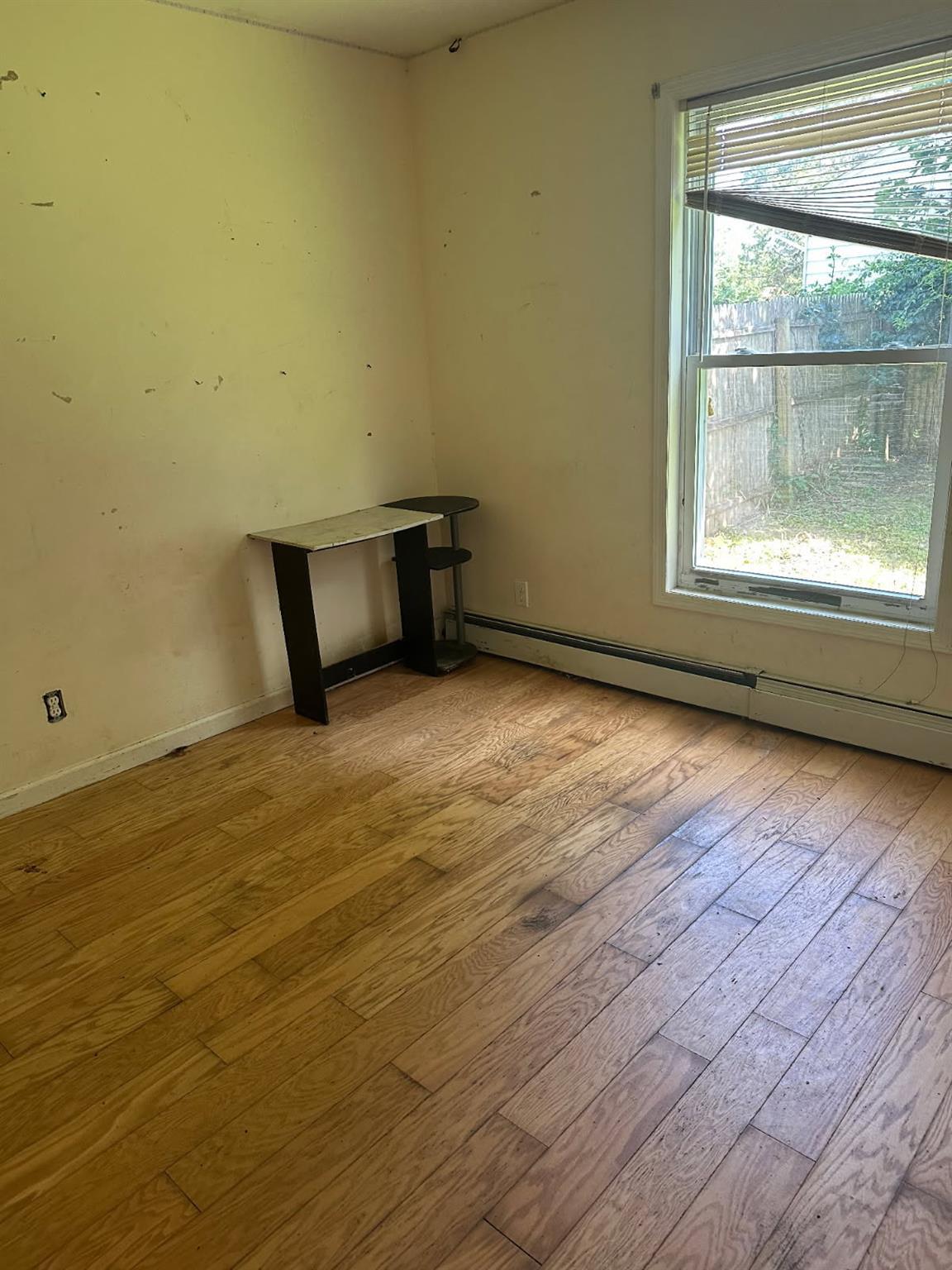 Single Family Bayview  Suffolk County, NY 11713, MLS-882028-10