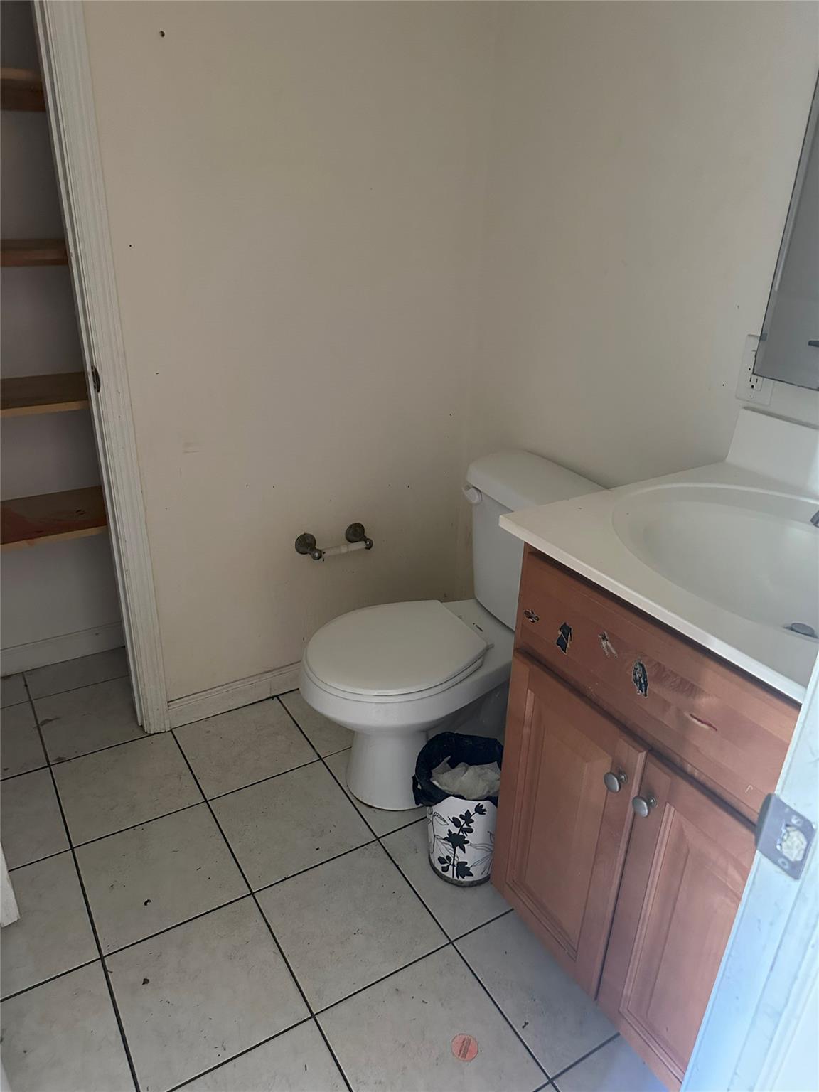 Single Family Bayview  Suffolk County, NY 11713, MLS-882028-4