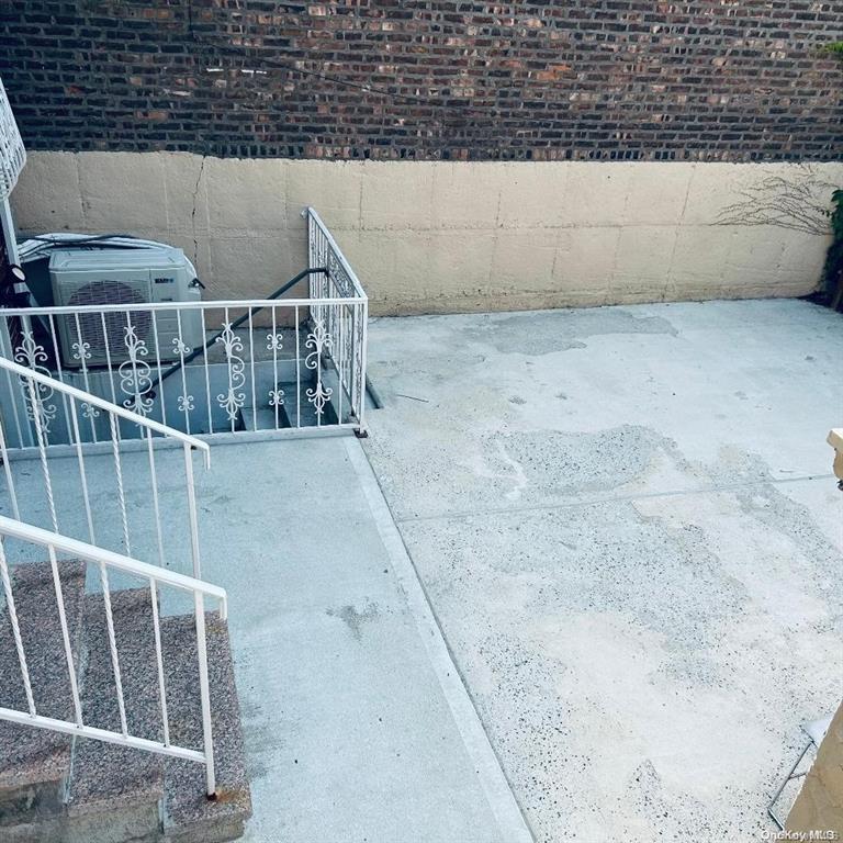 Single Family Beverley  Brooklyn, NY 11203, MLS-882049-4