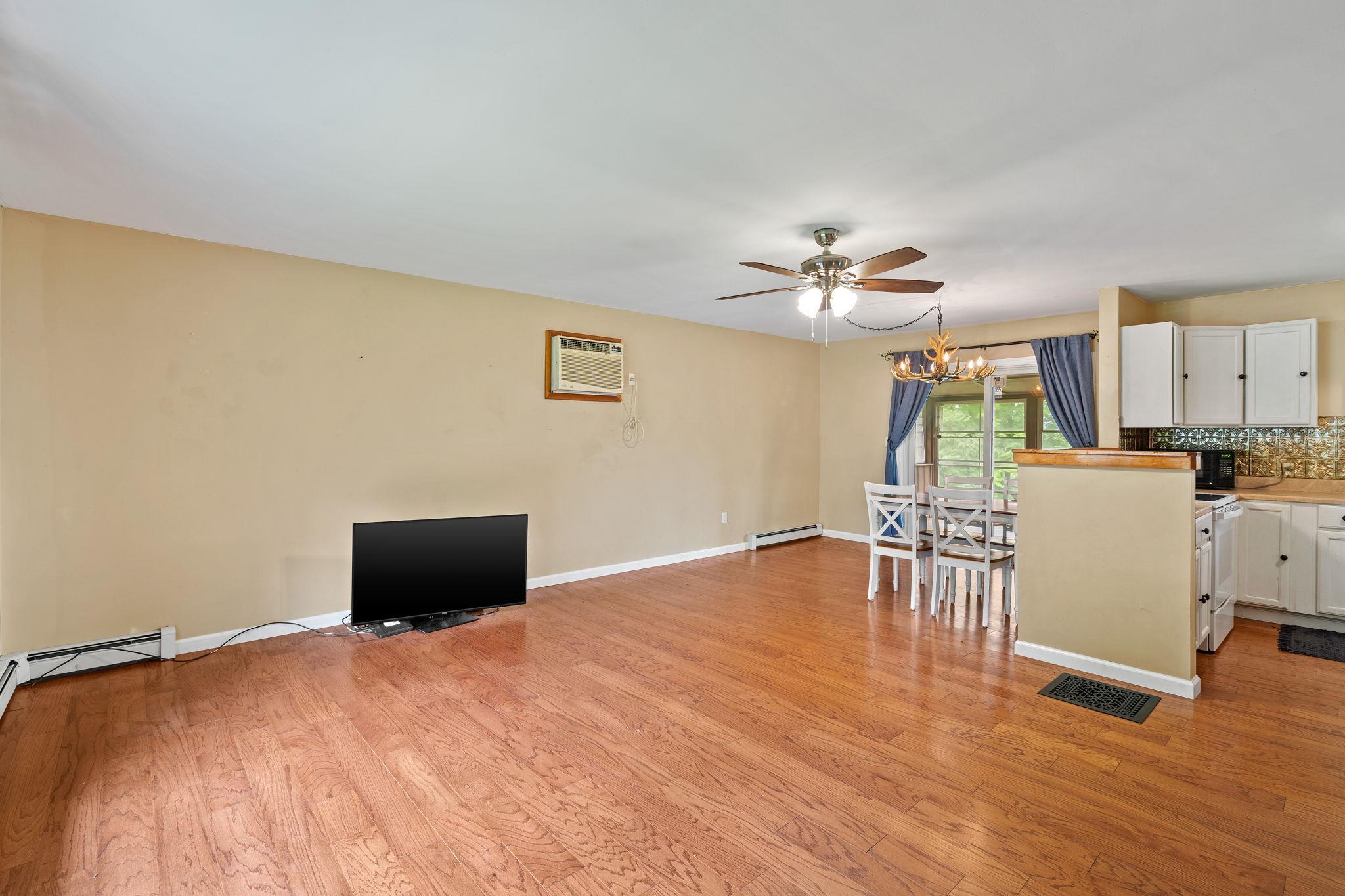 Single Family New Hurley  Ulster County, NY 12589, MLS-882061-13