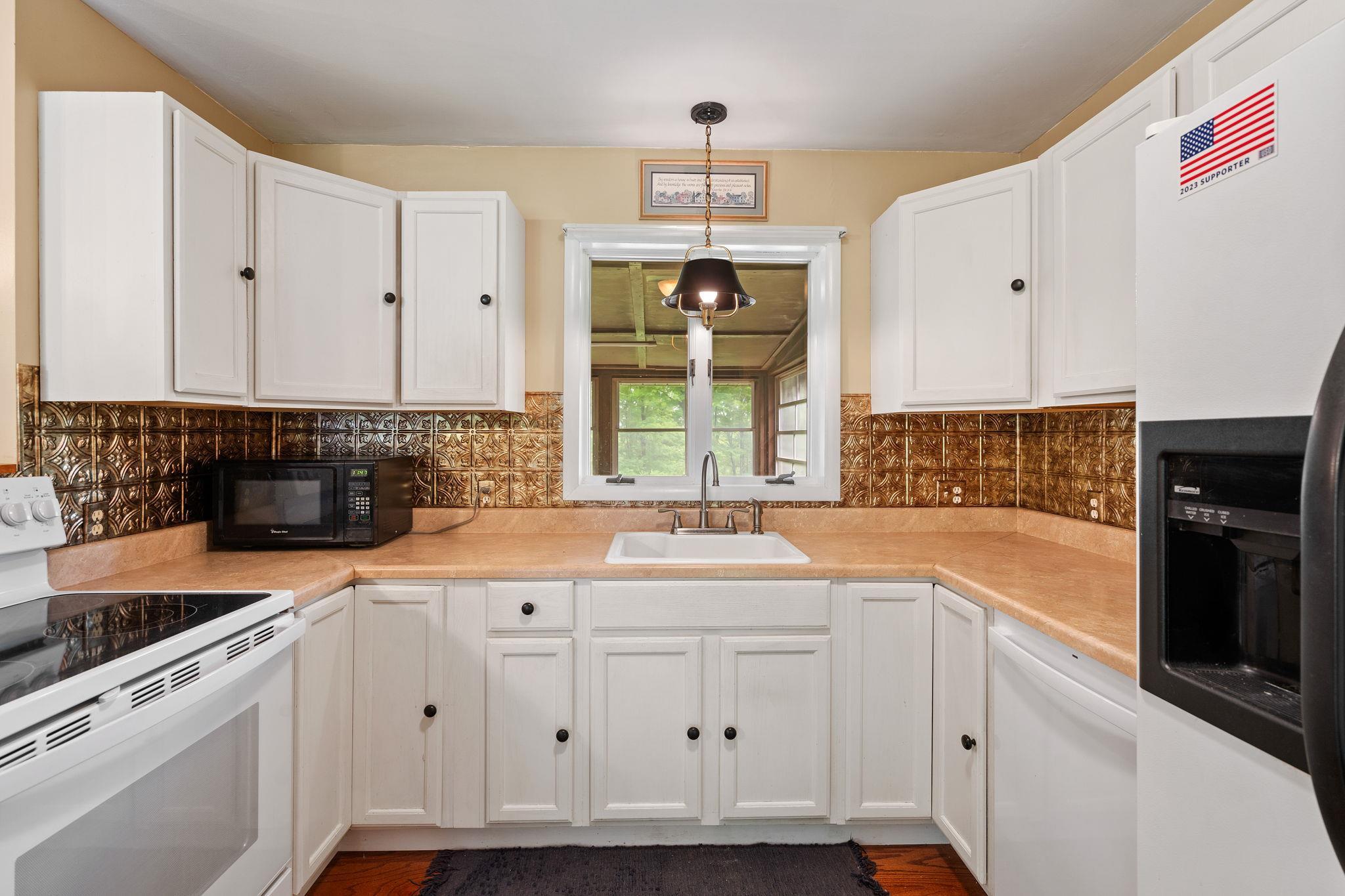 Single Family New Hurley  Ulster County, NY 12589, MLS-882061-16