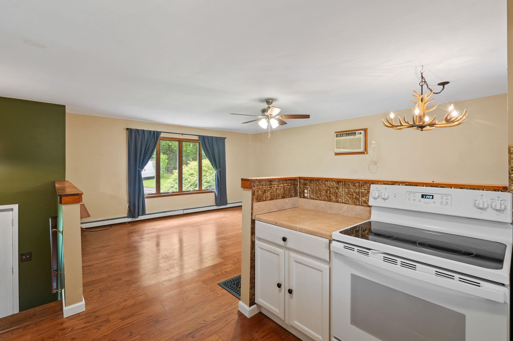 Single Family New Hurley  Ulster County, NY 12589, MLS-882061-18