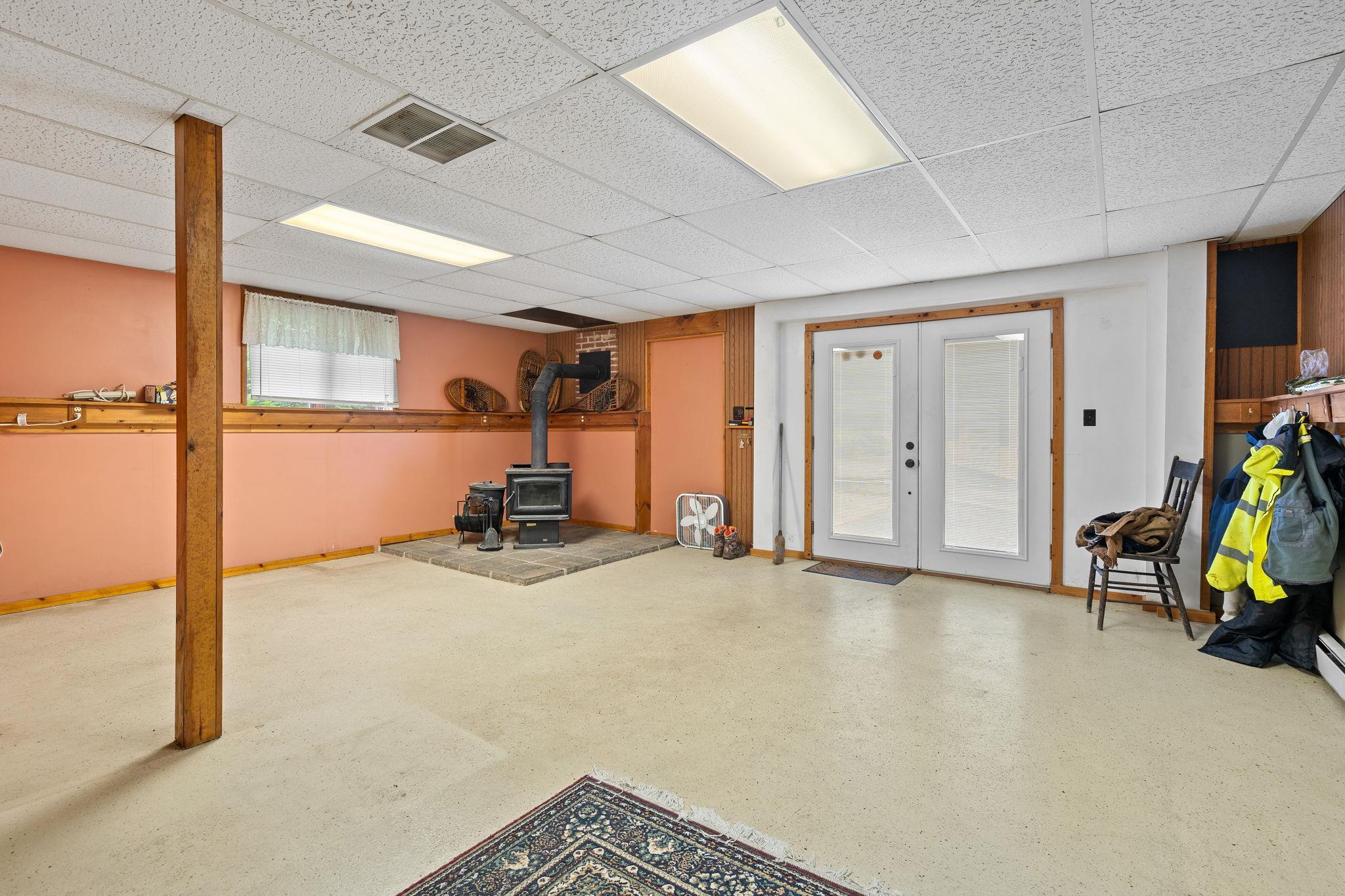 Single Family New Hurley  Ulster County, NY 12589, MLS-882061-25