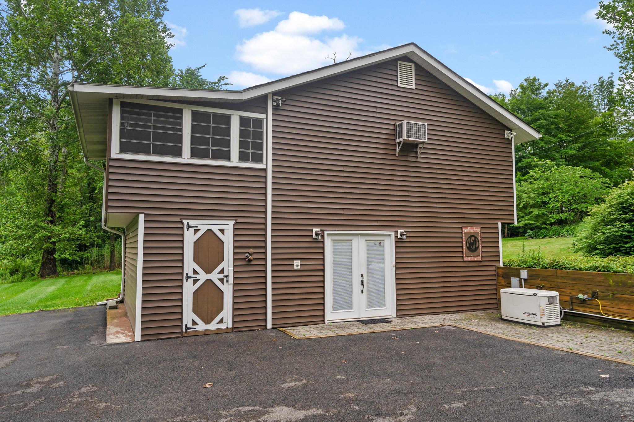 Single Family New Hurley  Ulster County, NY 12589, MLS-882061-9