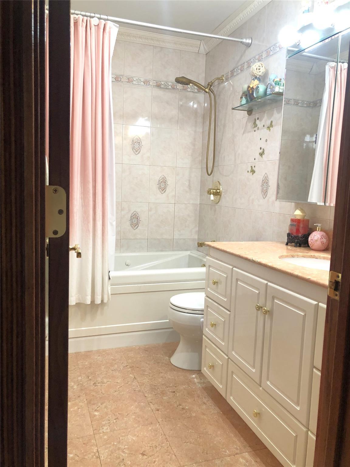 Single Family 161  Queens, NY 11414, MLS-882074-10