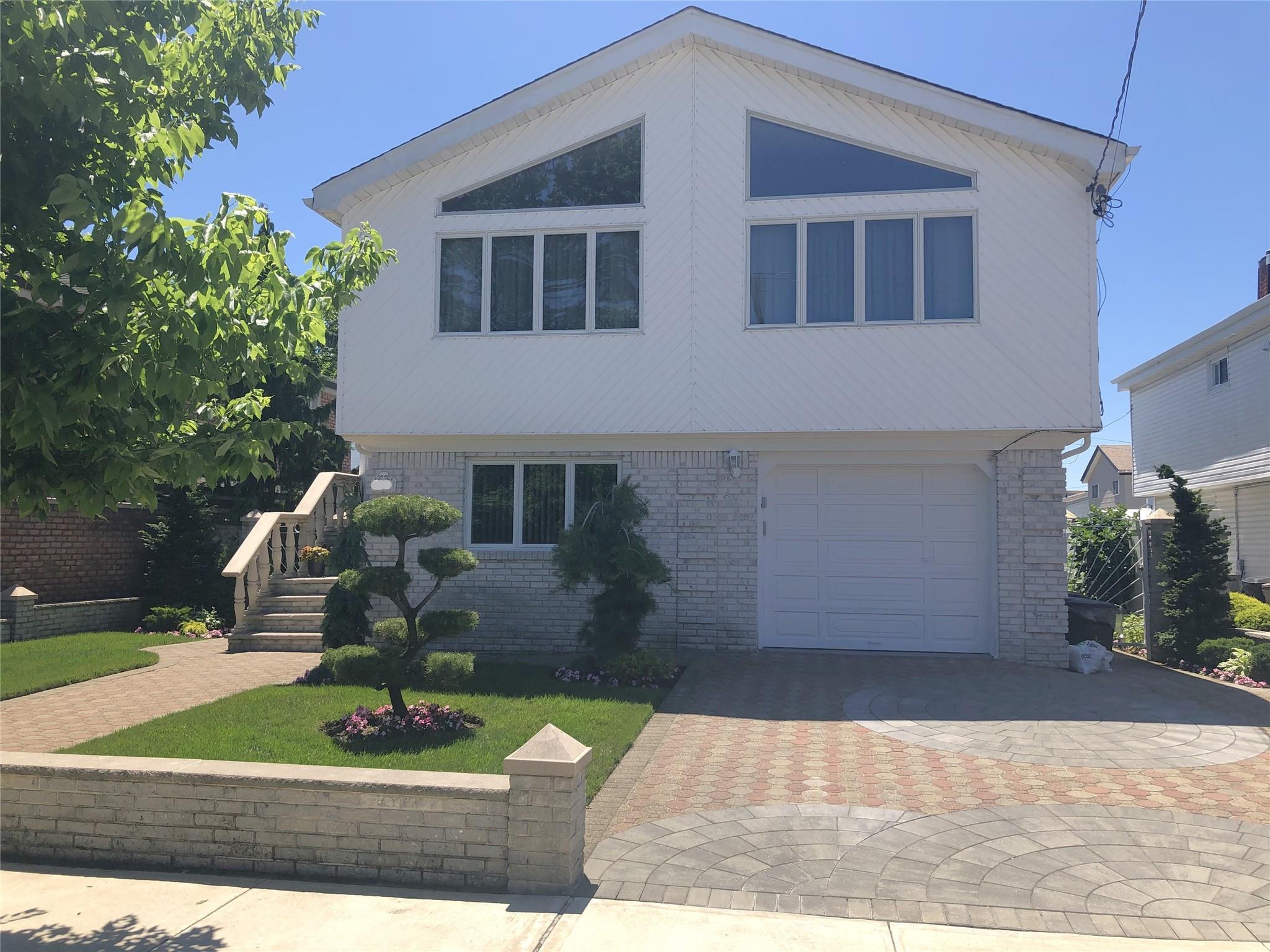 Single Family 161  Queens, NY 11414, MLS-882074-2